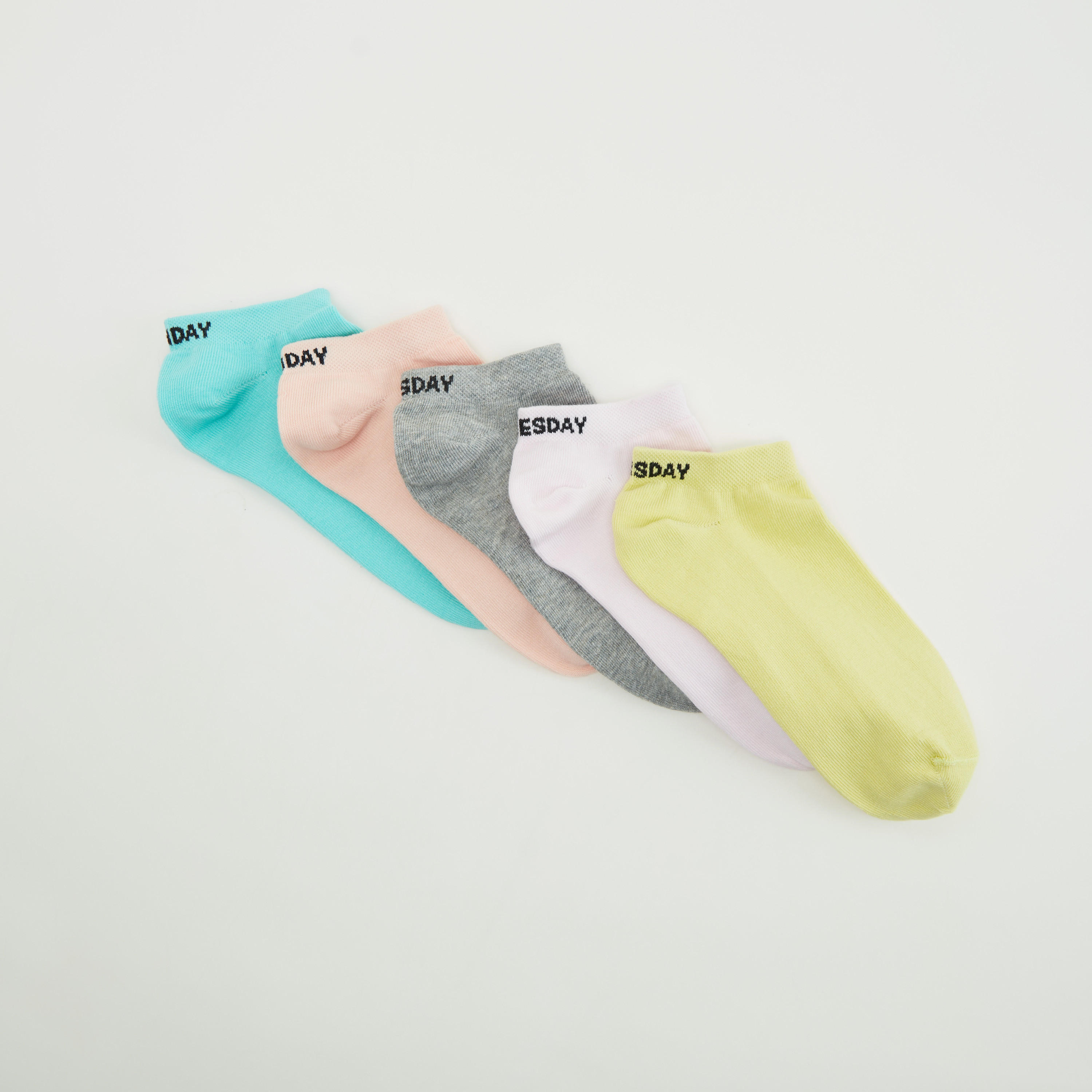 جوارب بطول الكاحل بطبعات - طقم من 5-women-socksandstockings-image-3