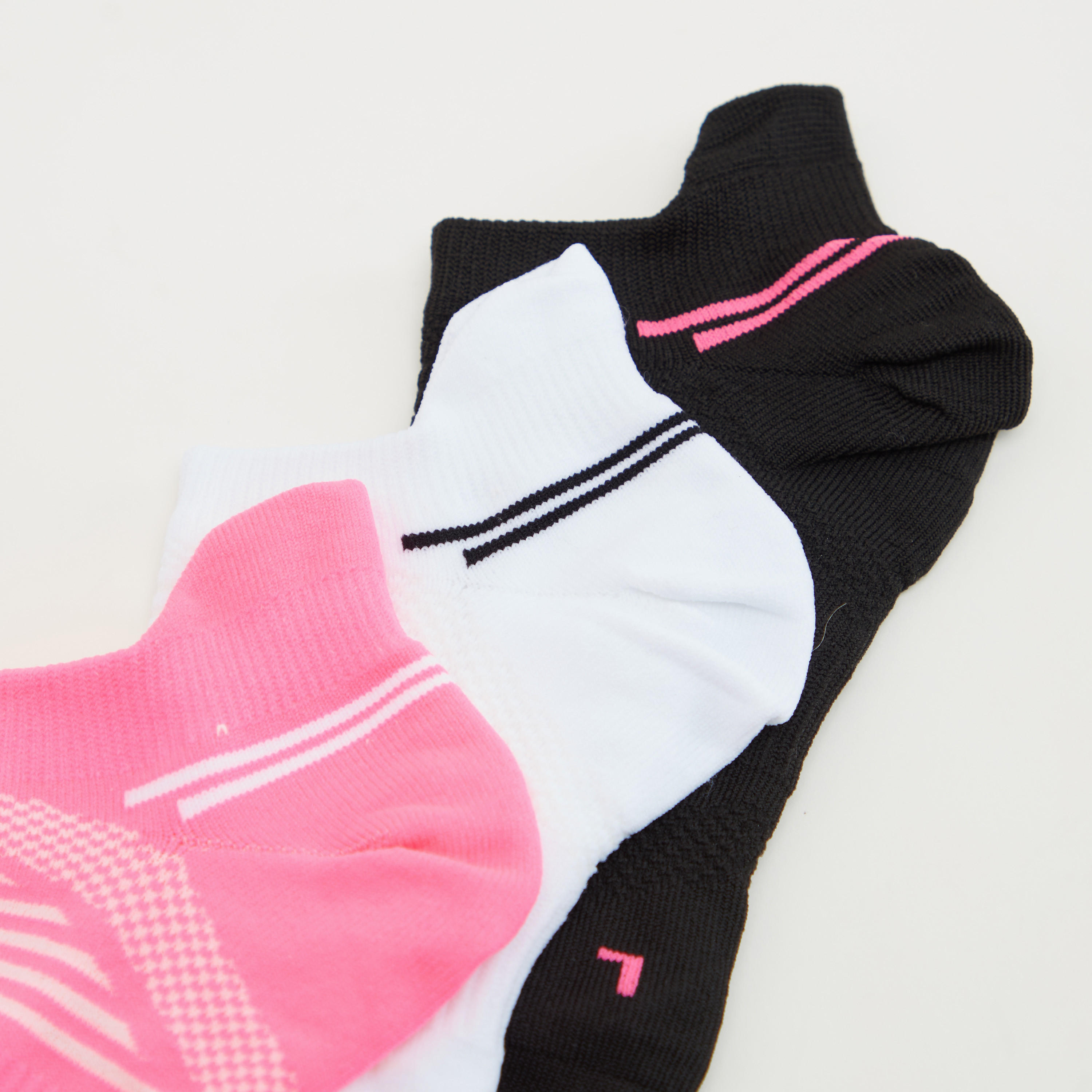 جوارب بطول الكاحل بطبعات - طقم من 3-women-socksandstockings-image-5