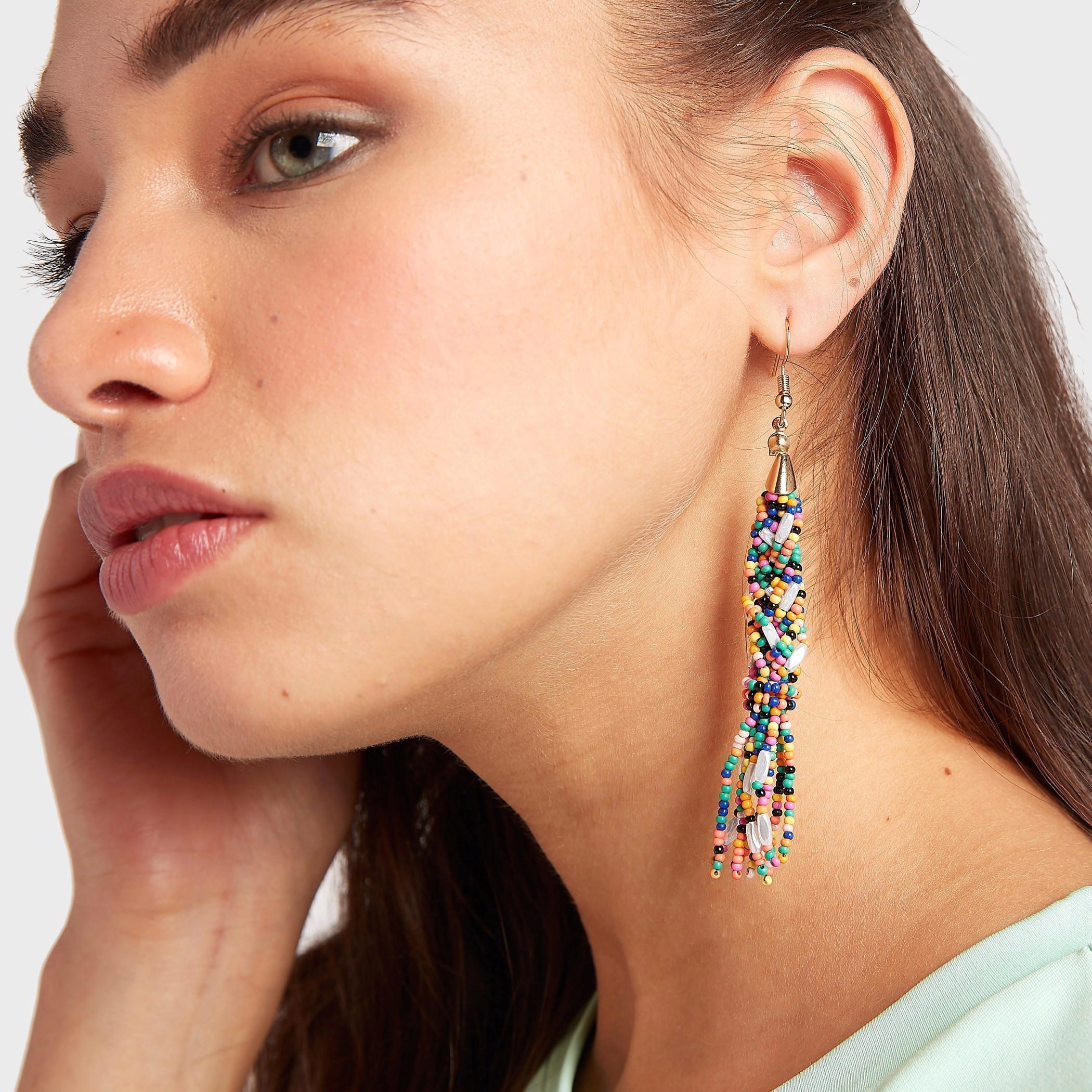 حلقان متدلية مزينة بالخرز - طقم من 2-women-watchesandjewellery-jewellery-earrings-image-2