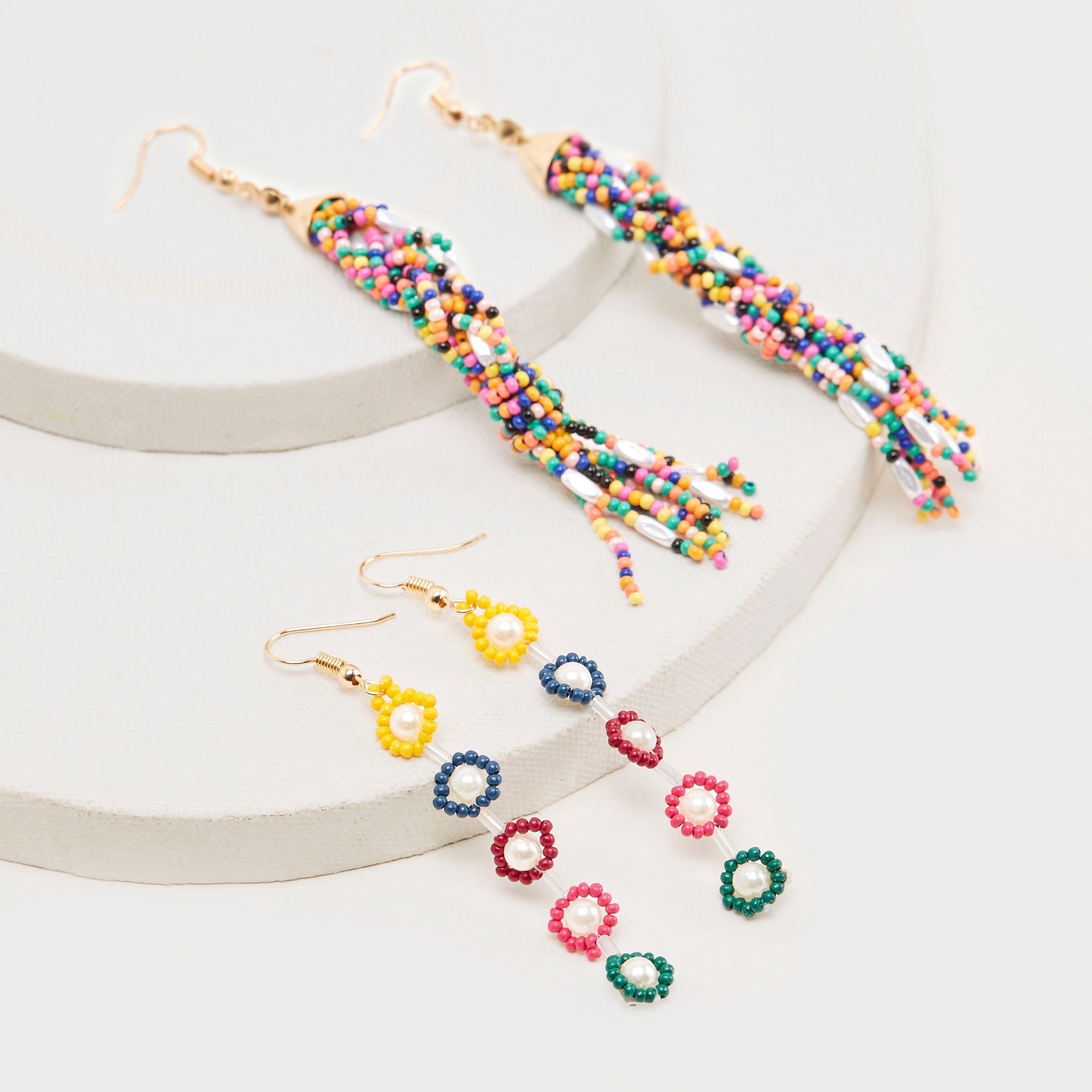 حلقان متدلية مزينة بالخرز - طقم من 2-women-watchesandjewellery-jewellery-earrings-image-5