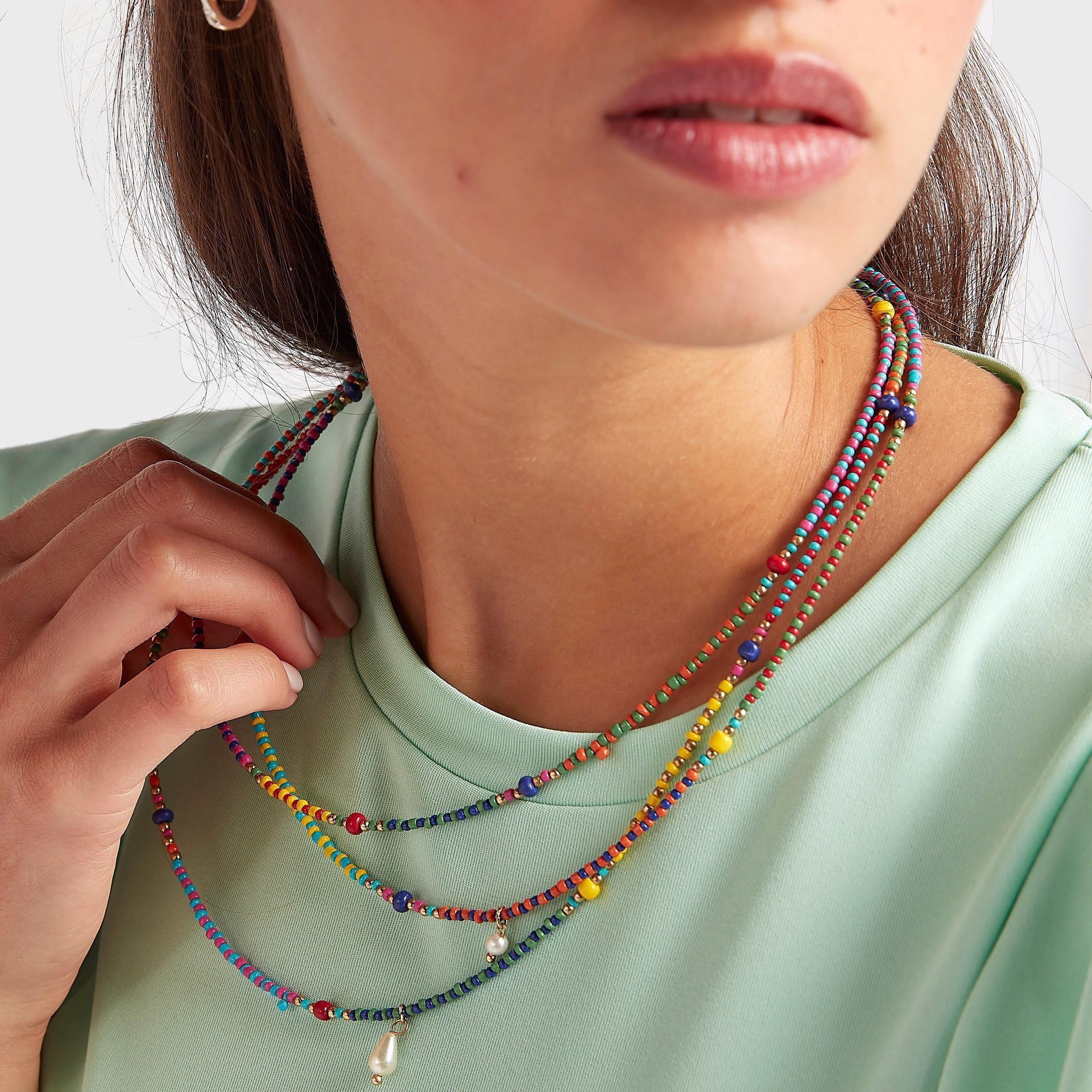عقد مزين متعدد الطبقات بمشبك إغلاق-women-watchesandjewellery-jewellery-necklacesandpendants-image-2