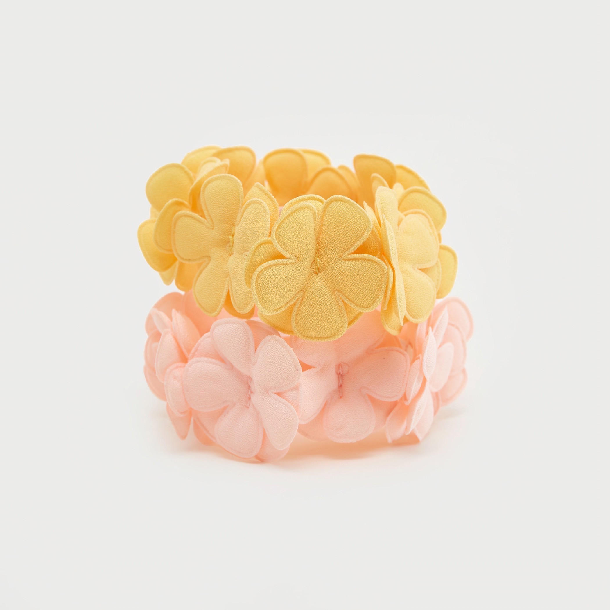 ربطة شعر مطّاطيّة بزخارف أزهار - طقم من 2-women-hairaccessories-image-1