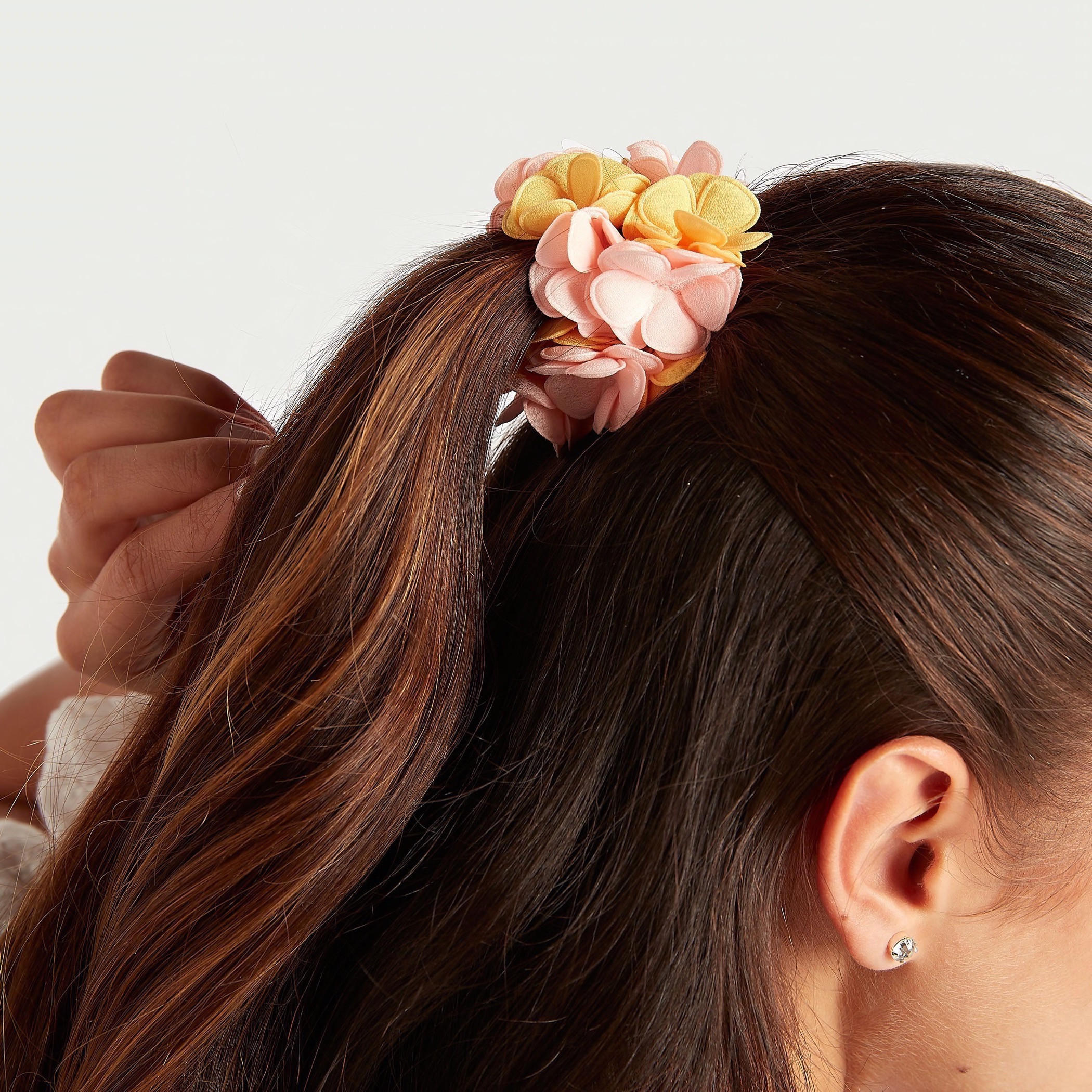 ربطة شعر مطّاطيّة بزخارف أزهار - طقم من 2-women-hairaccessories-image-2