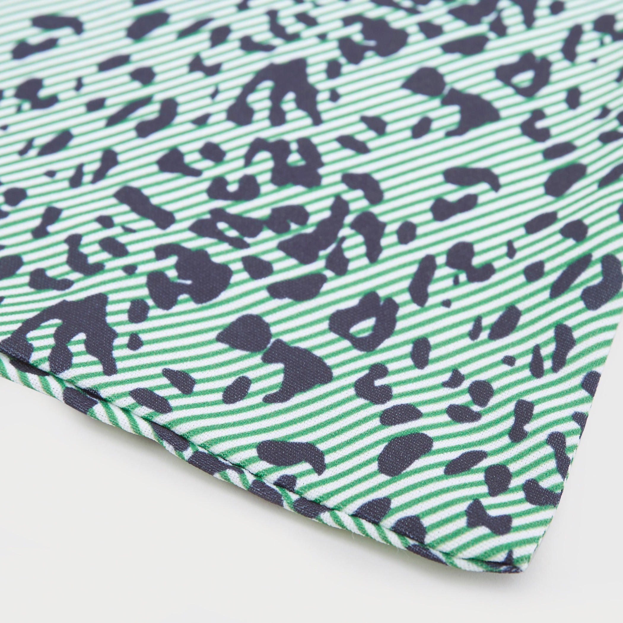 Printed Bandana with Elasticated Strap-women-hairaccessories-image-3