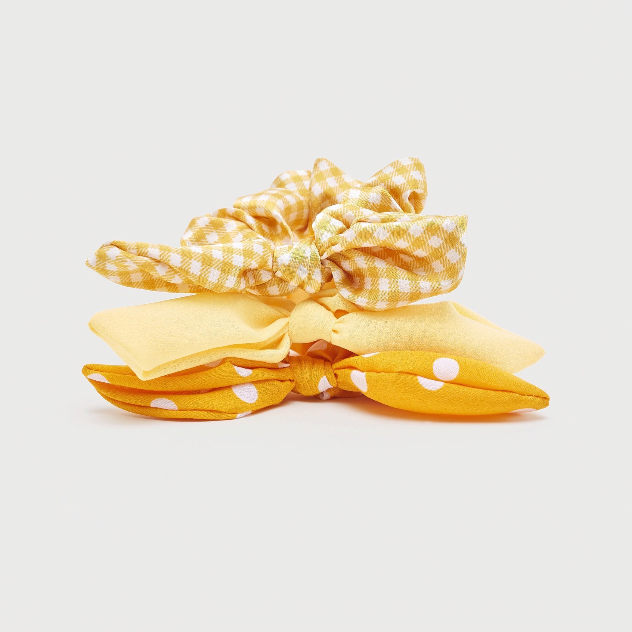 ربطة شعر متنوّعة بتفاصيل عقدة - طقم من 3-women-hairaccessories-image-1