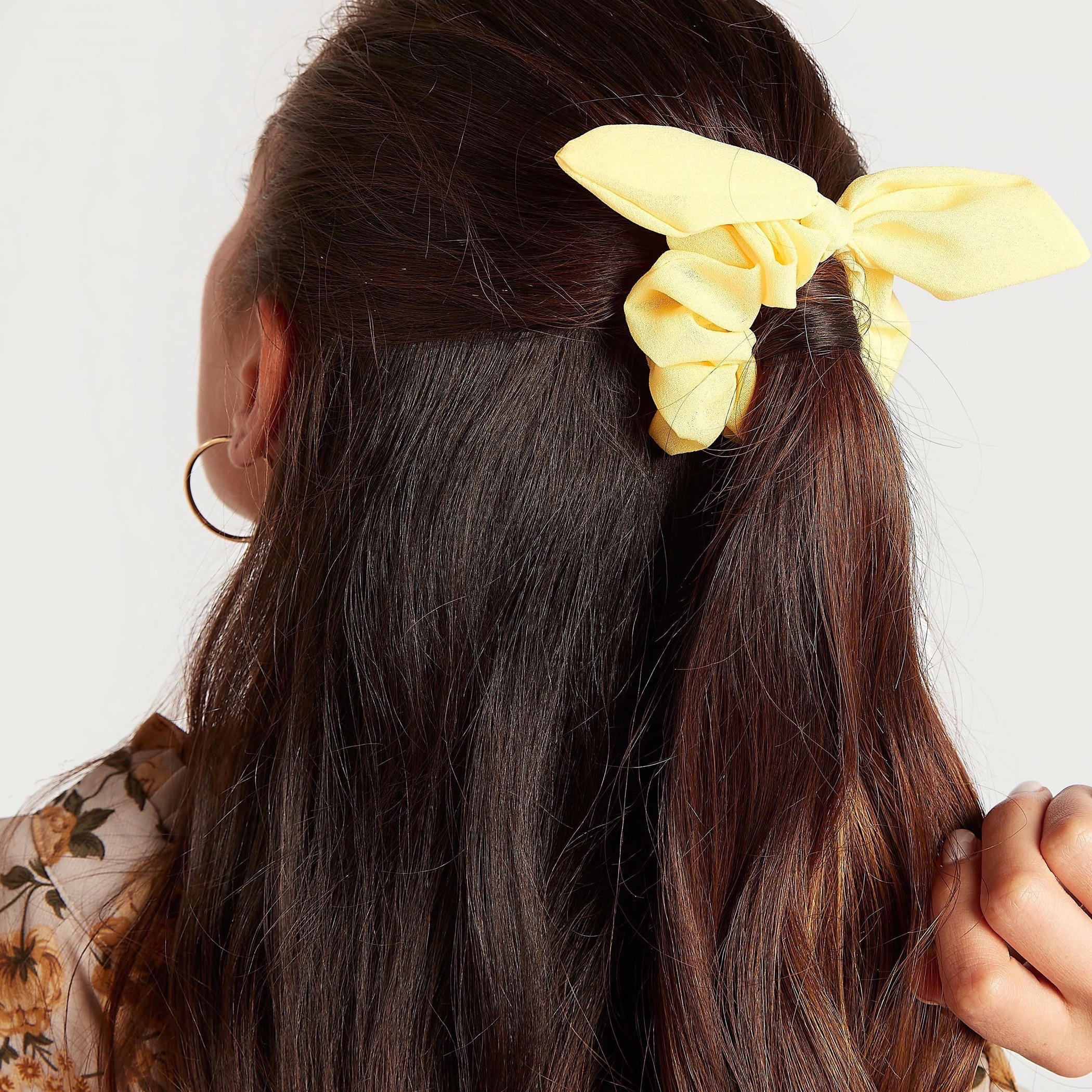 ربطة شعر متنوّعة بتفاصيل عقدة - طقم من 3-women-hairaccessories-image-2