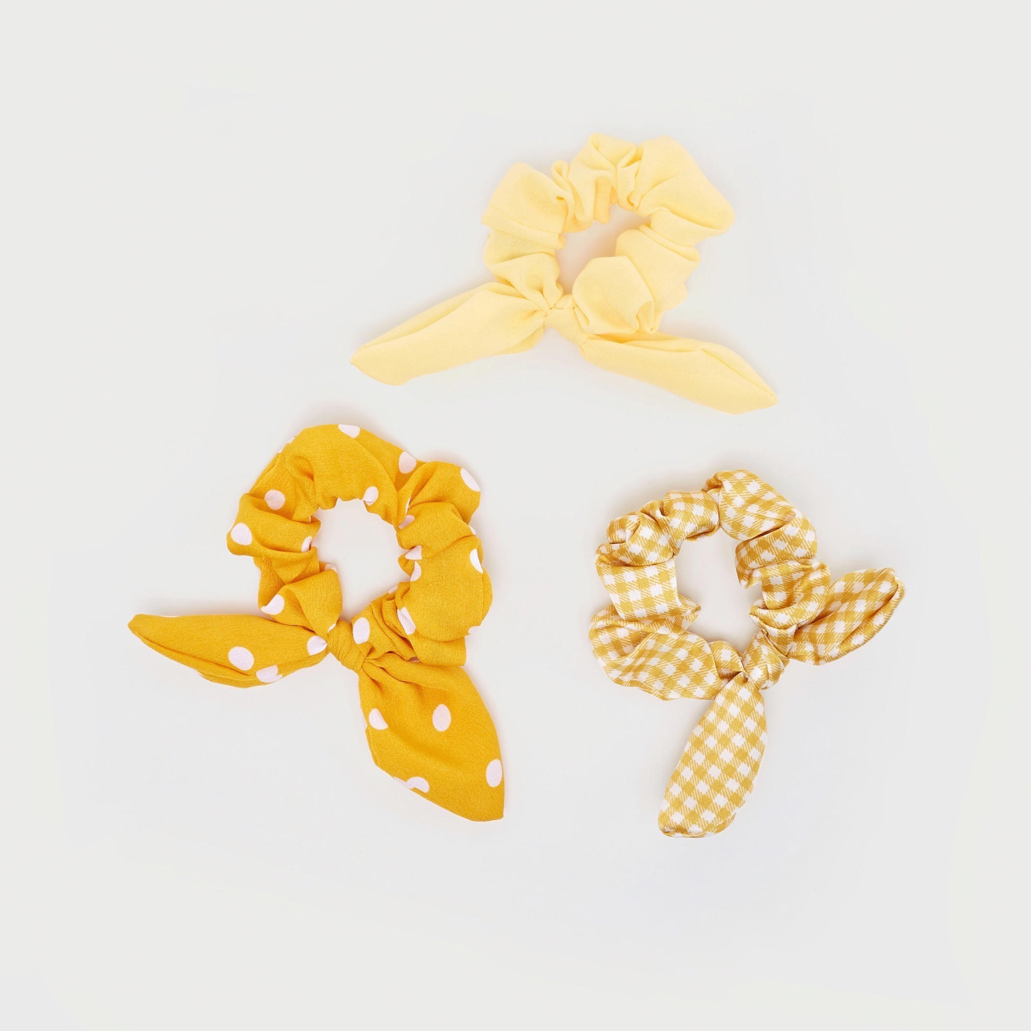 ربطة شعر متنوّعة بتفاصيل عقدة - طقم من 3-women-hairaccessories-image-3