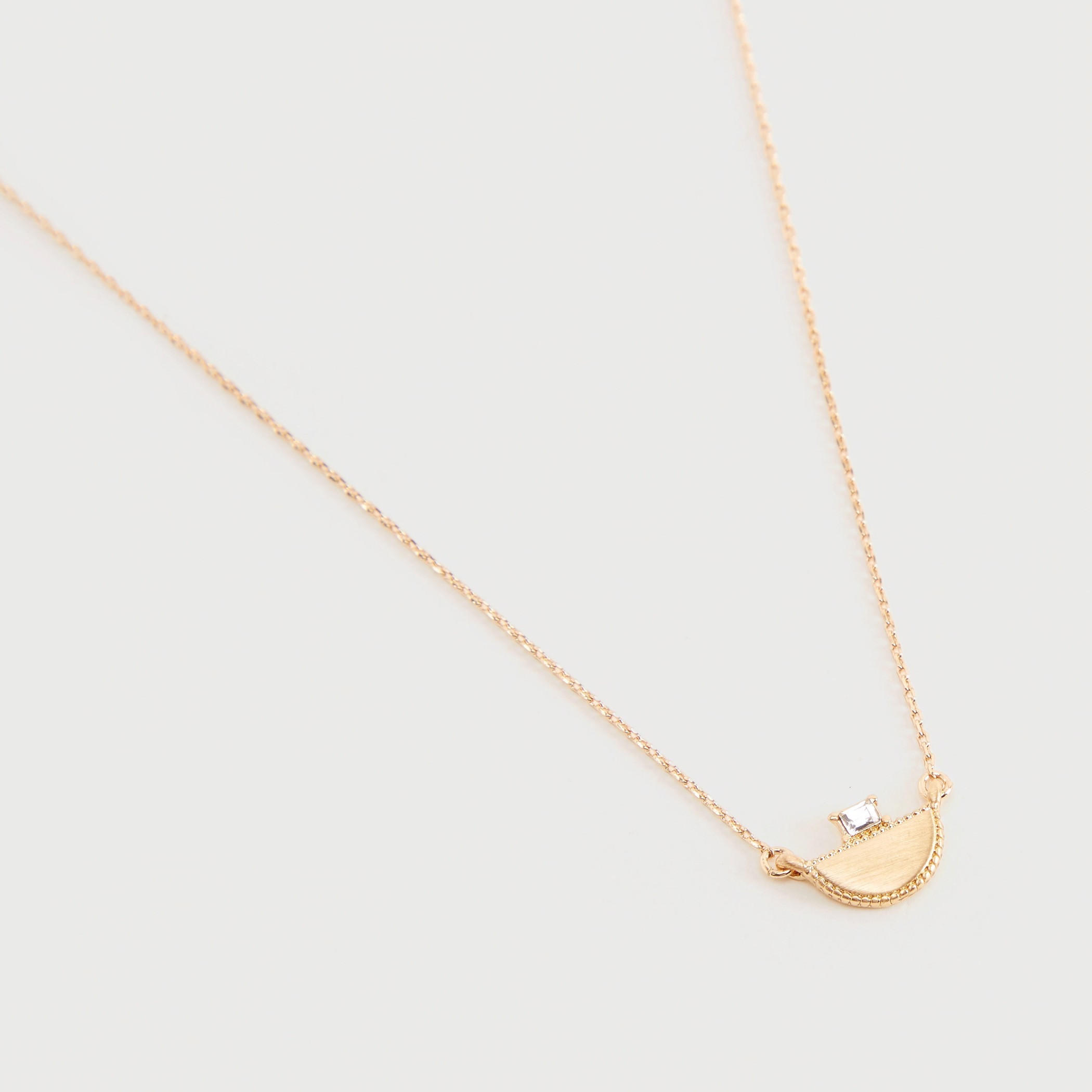 عقد مزيّن بدلاية ومشبك إغلاق-women-watchesandjewellery-jewellery-necklacesandpendants-image-1