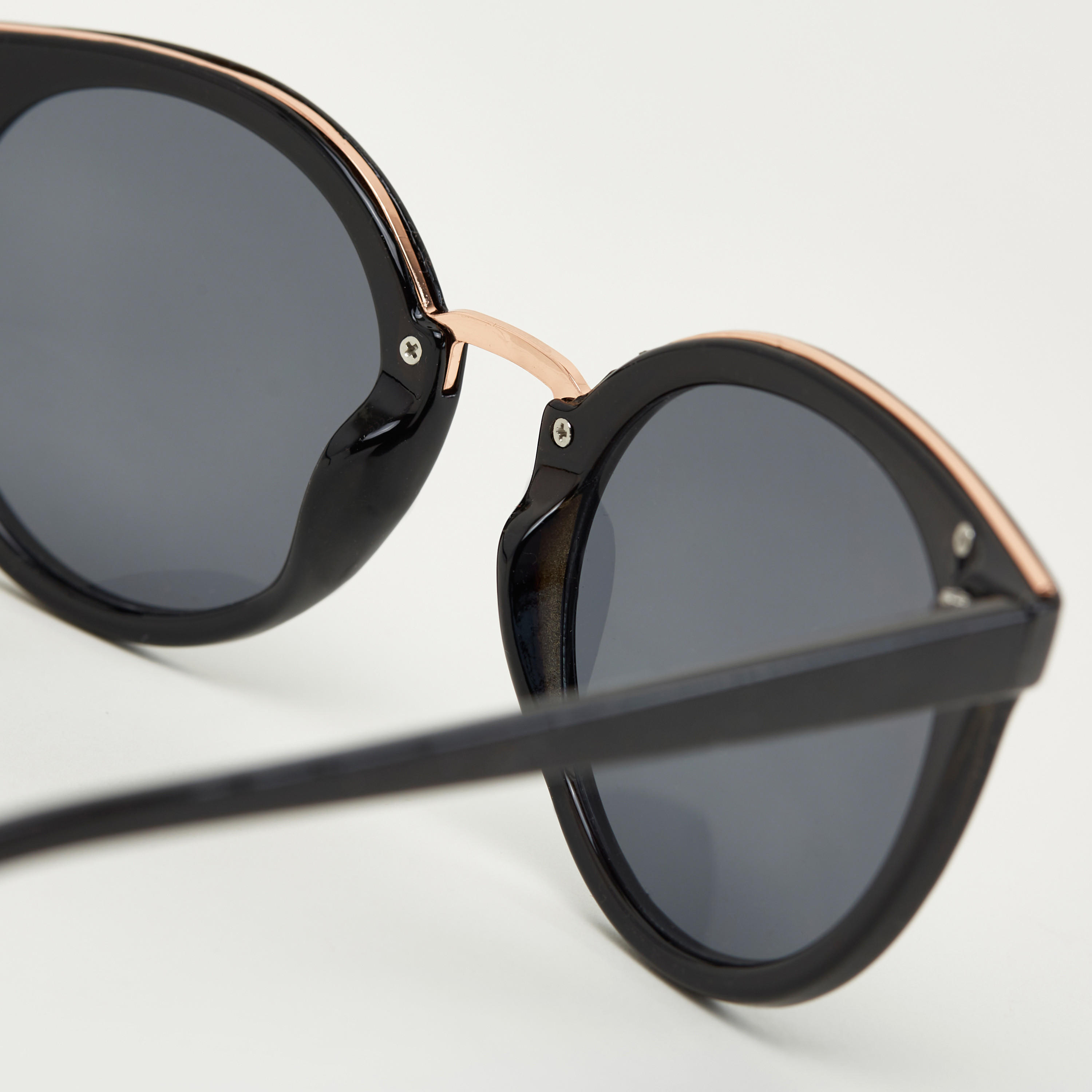 نظّارة شمسيّة عين القطة بإطار كامل ووسادات أنف-women-sunglasses-image-3