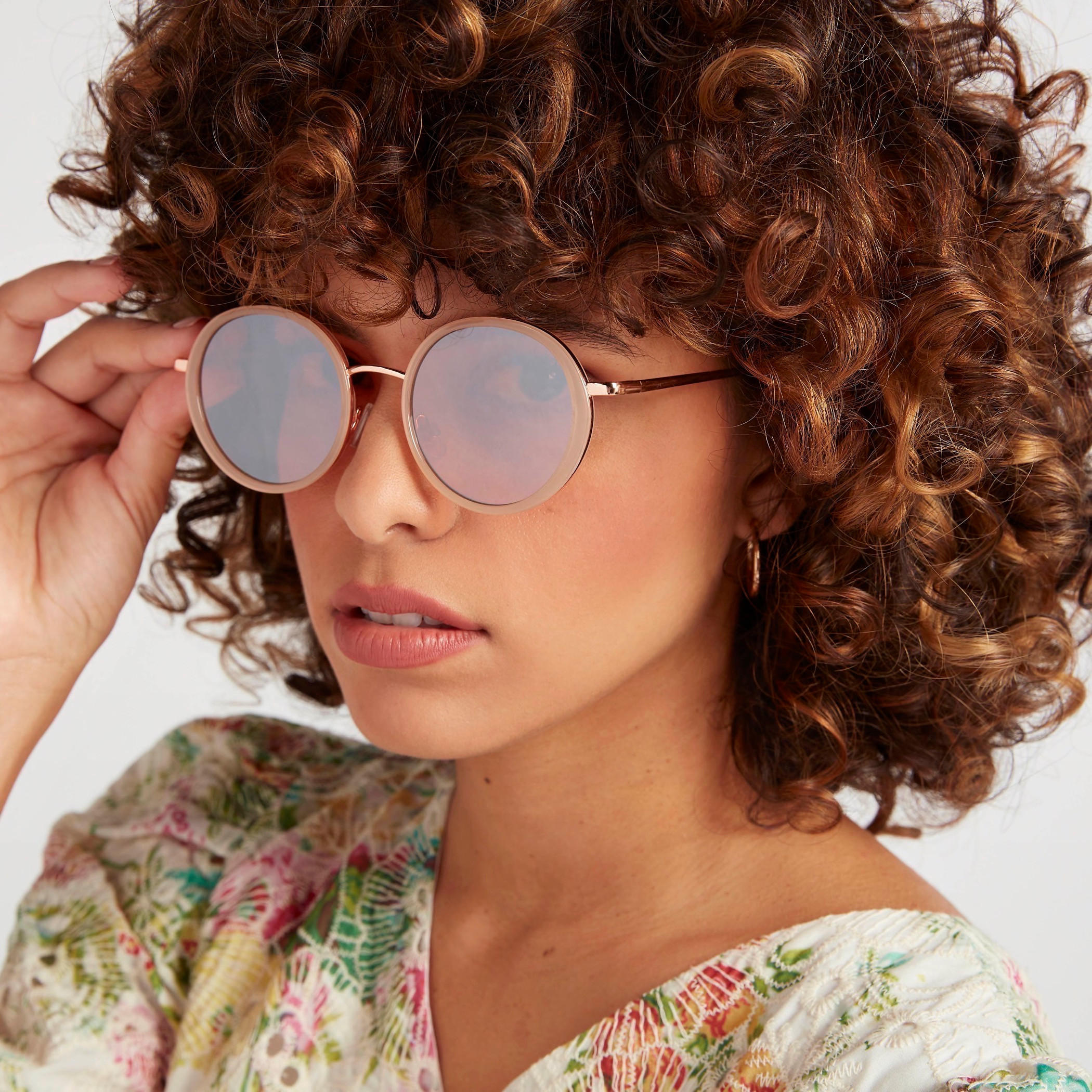 نظّارة شمسية بإطار كامل ووسادات للأنف-women-sunglasses-image-2