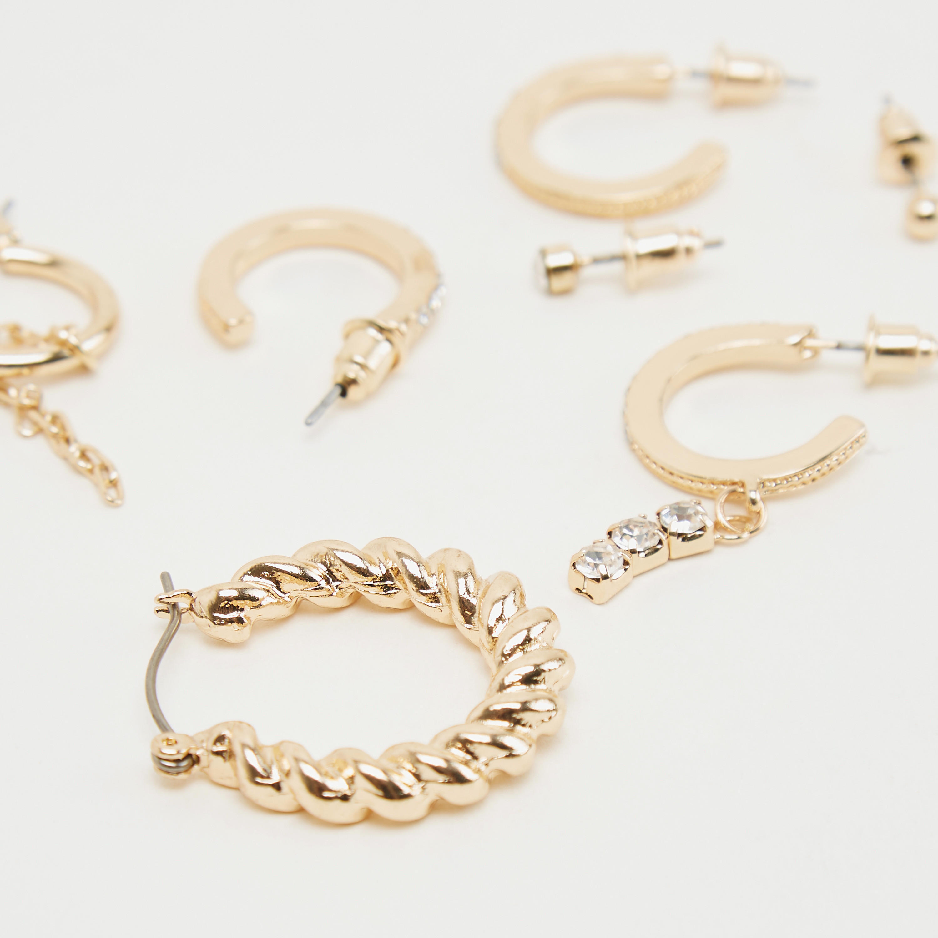 Set of 7- Assorted Embellished Earrings-women-watchesandjewellery-jewellery-earrings-image-3