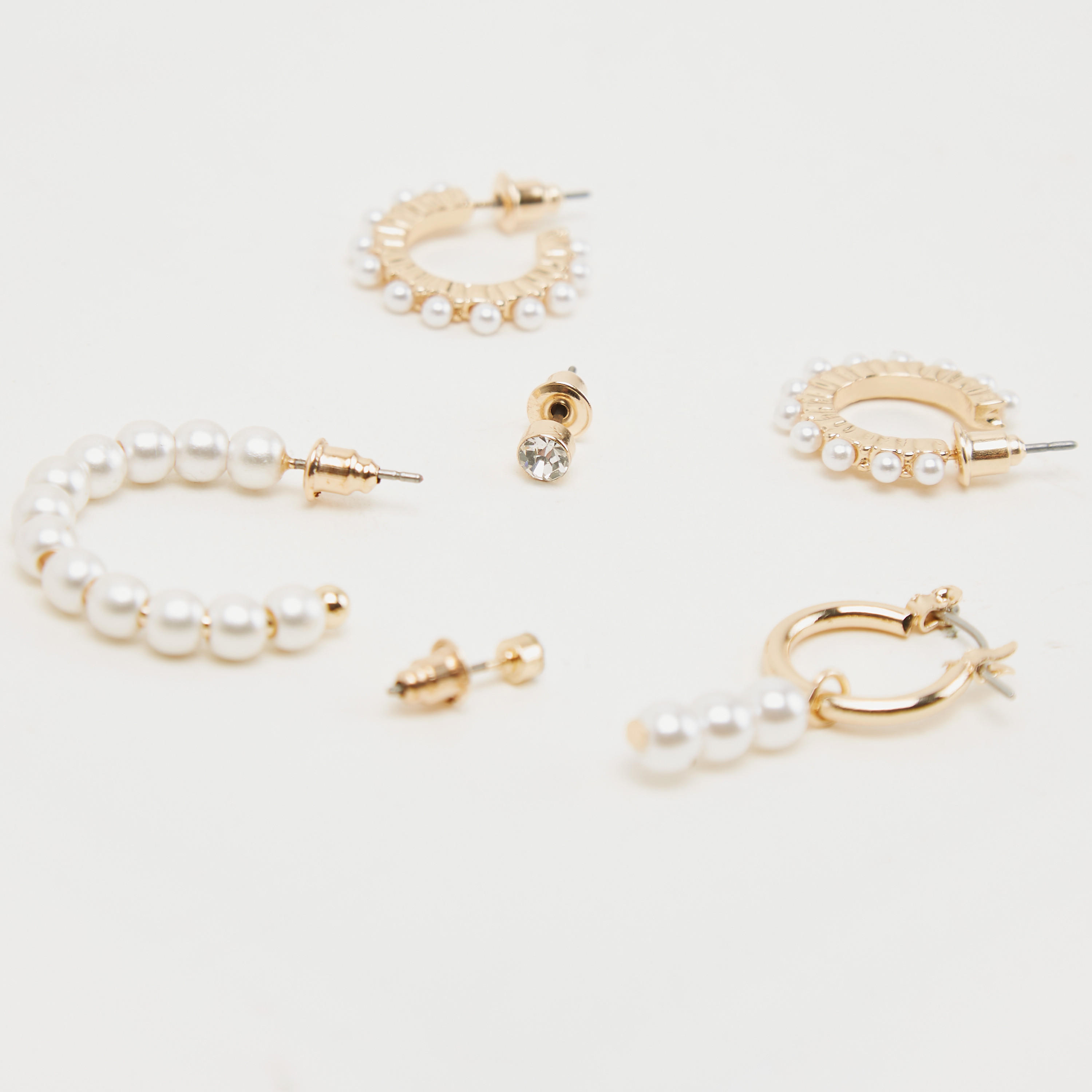 حلقان بتزيينات متنوعة - طقم من 6-women-watchesandjewellery-jewellery-earrings-image-3