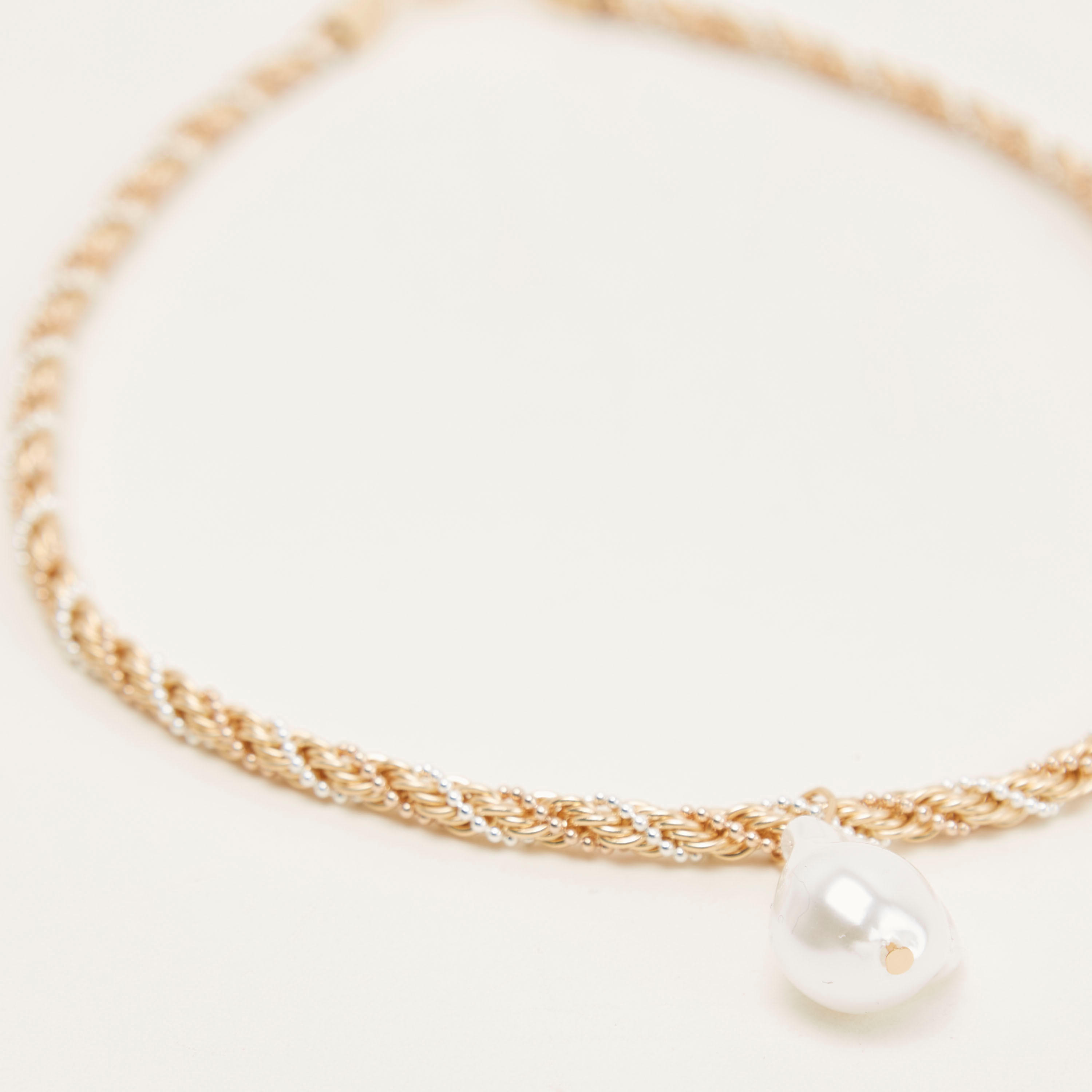 عقد ميتاليك بدلاية على شكل دمعة-women-watchesandjewellery-jewellery-necklacesandpendants-image-3