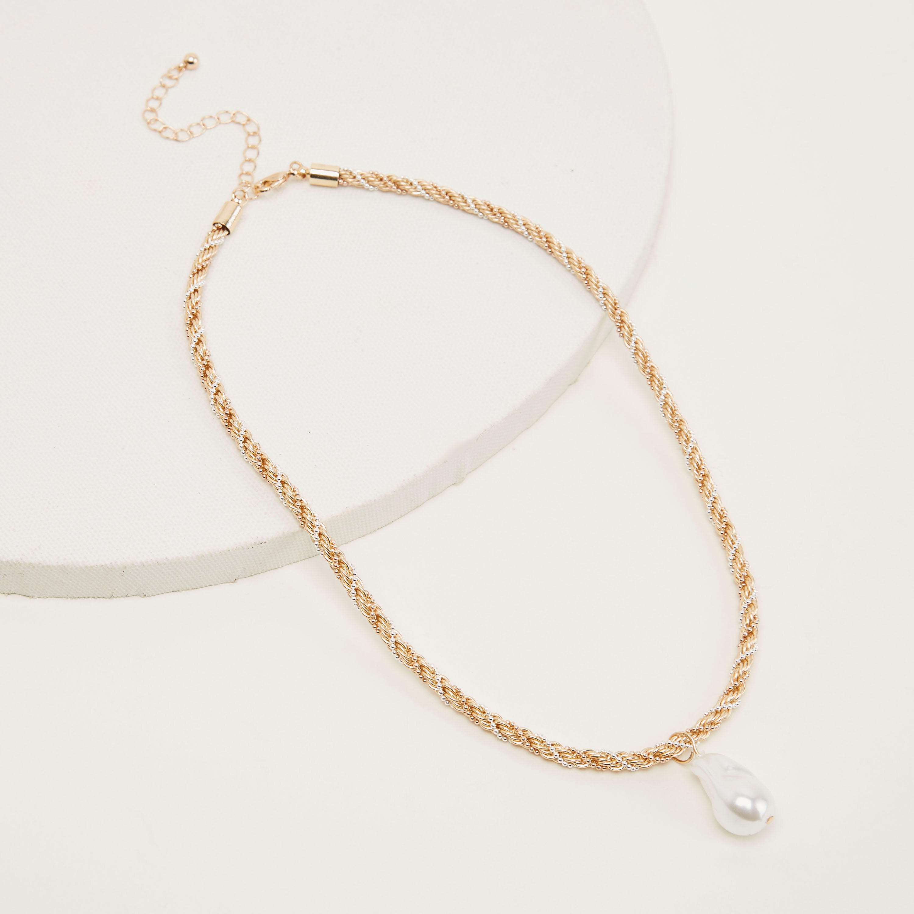 عقد ميتاليك بدلاية على شكل دمعة-women-watchesandjewellery-jewellery-necklacesandpendants-image-5