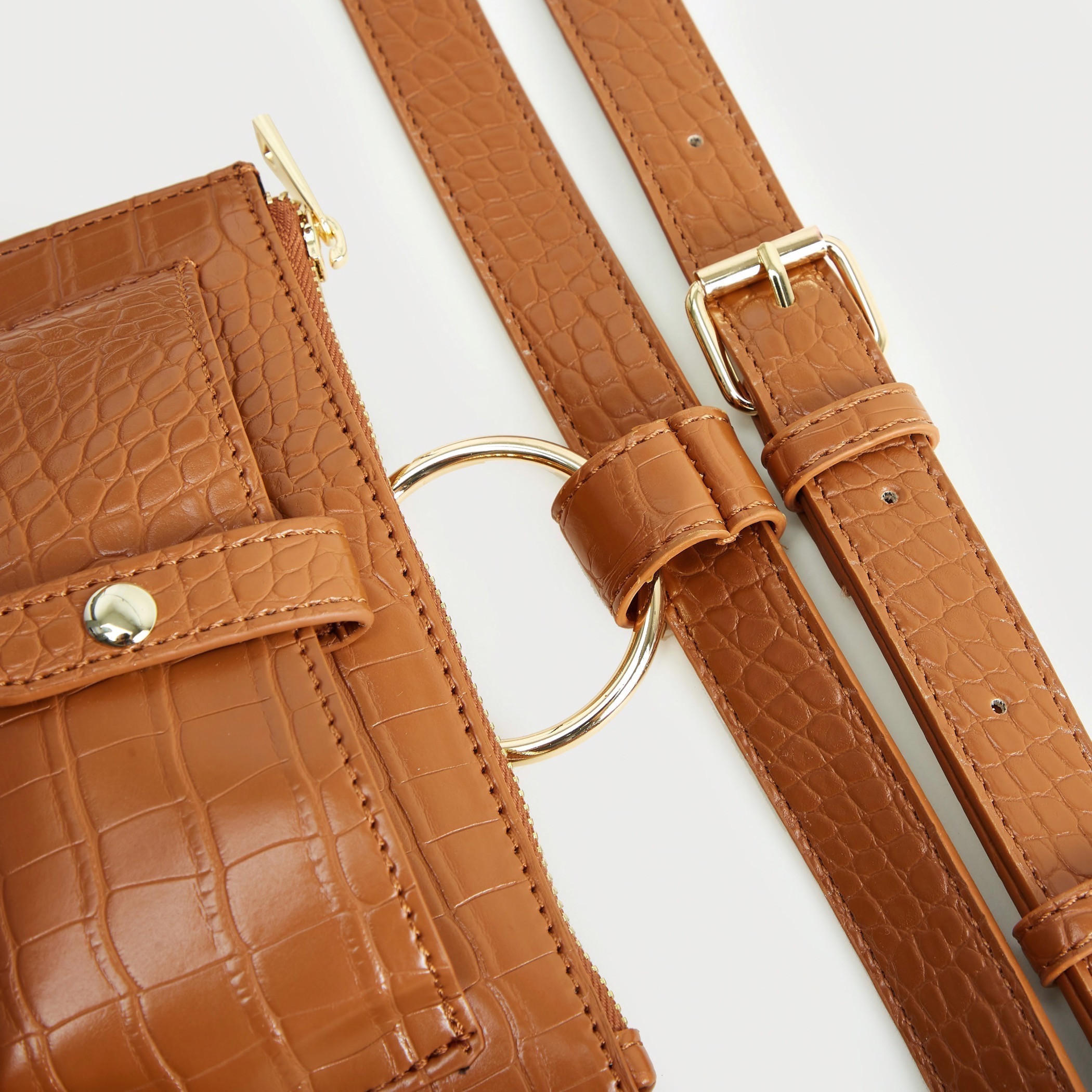 شنطة خصر بارزة الملمس بجيوب وسحّاب إغلاق-women-bagsandwallets-handbags-image-4