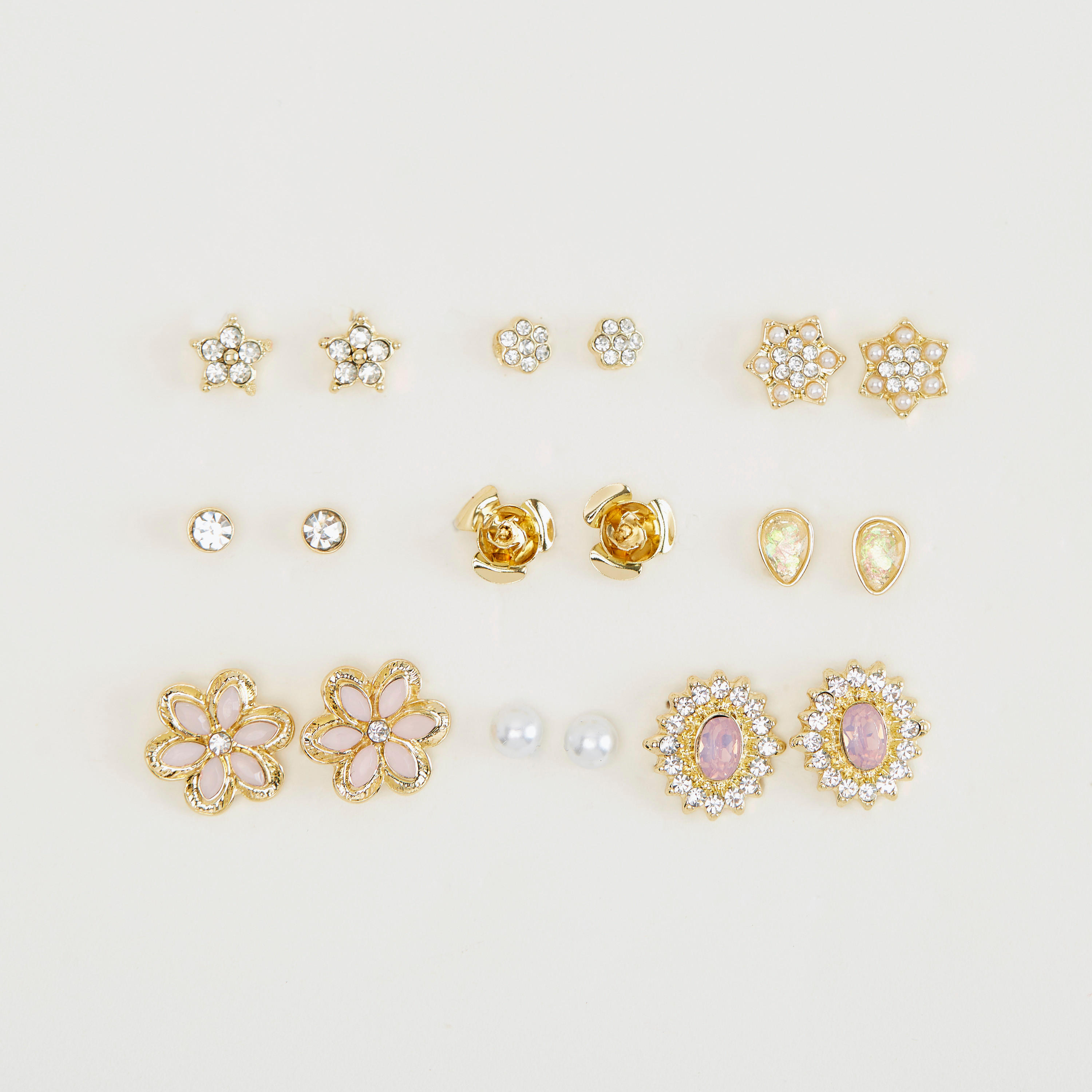 حلقان مرصّعة بتزيينات ومكبس إغلاق - طقم من 9 أزواج-women-watchesandjewellery-jewellery-earrings-image-4