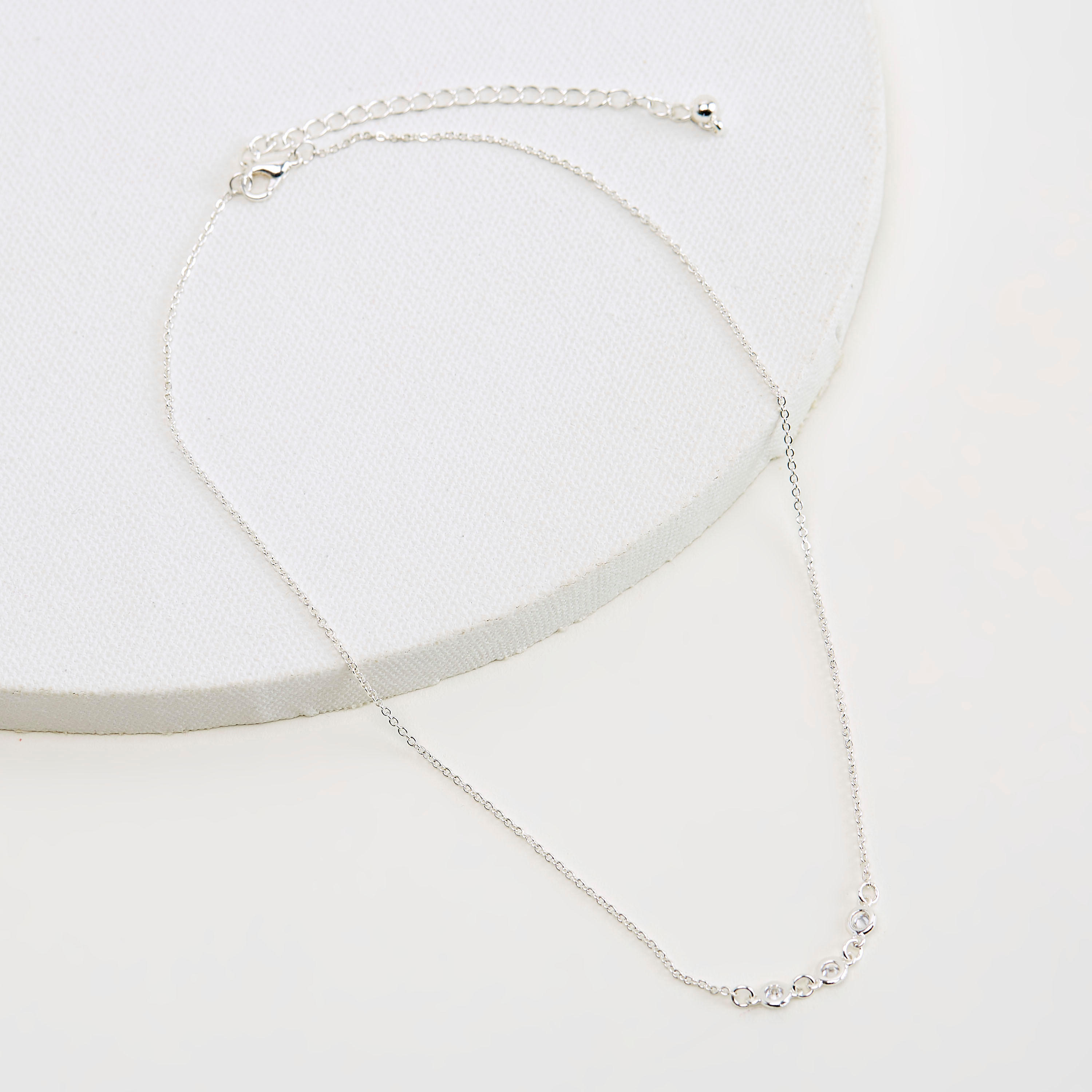 قلادة مزيّنة بمشبك إغلاق - طقم من 3 قطع-women-watchesandjewellery-jewellery-necklacesandpendants-image-3
