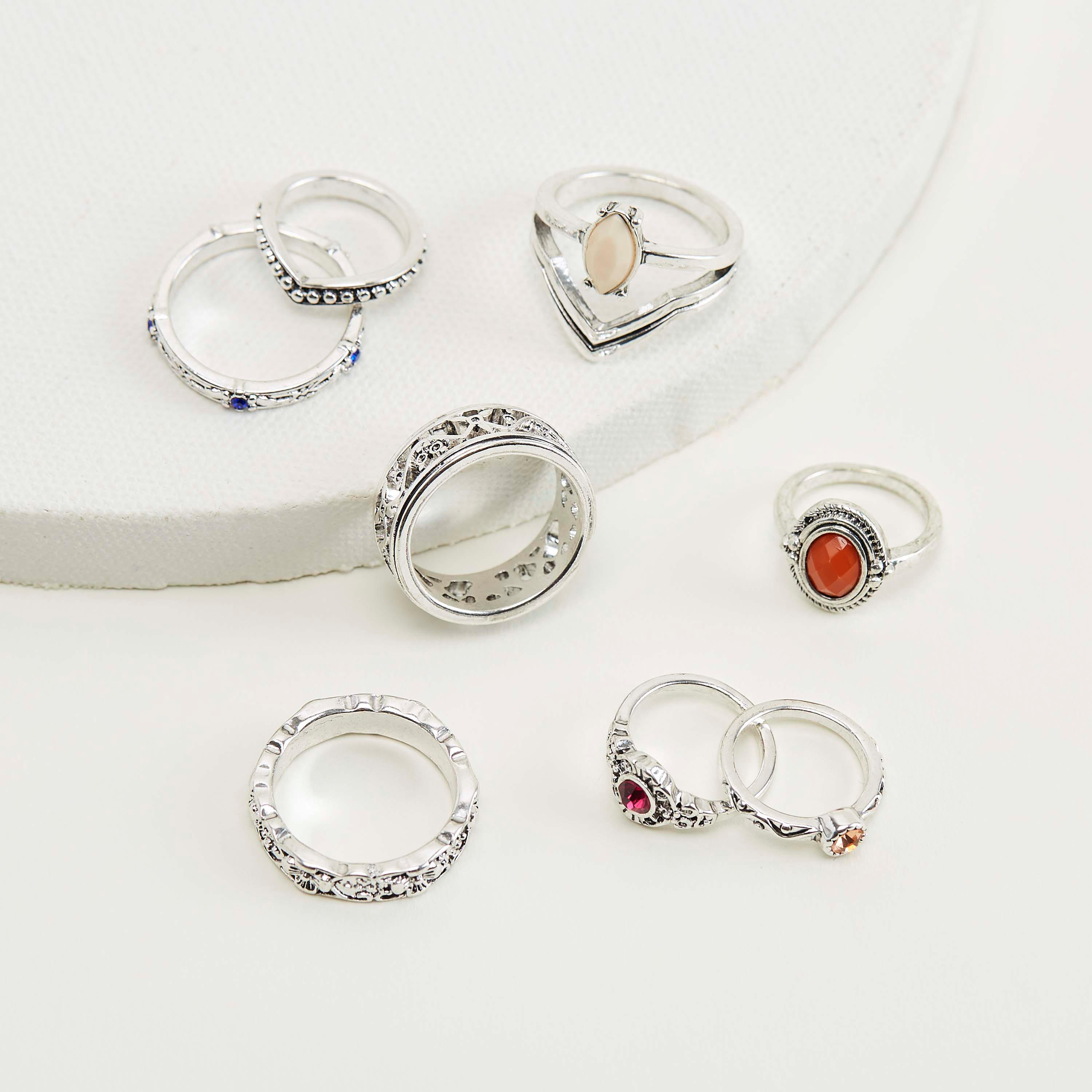 خواتم مزيّنة - طقم من 8-women-watchesandjewellery-jewellery-rings-image-1
