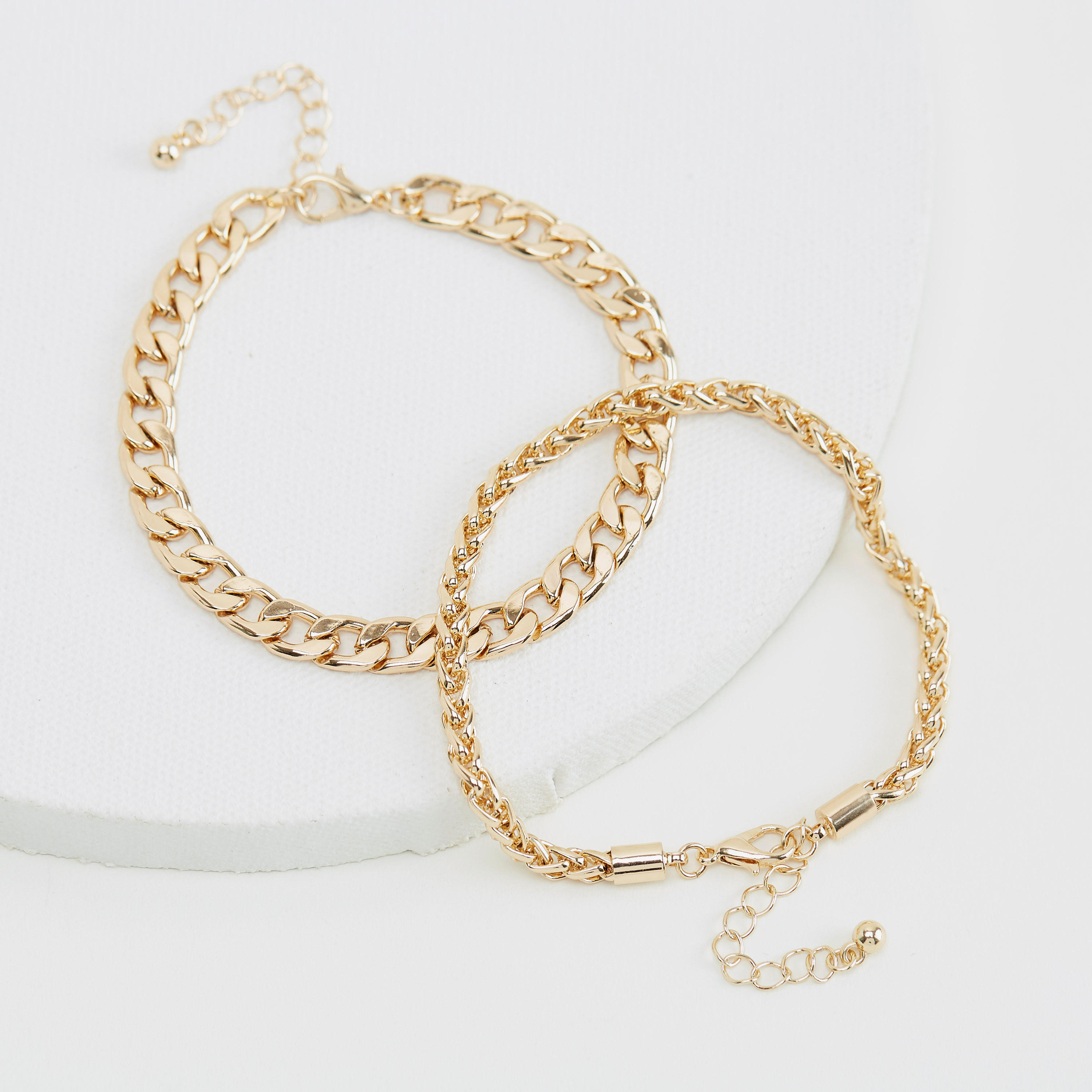 أساور سلسلة مزينة بمشبك إغلاق - طقم من 2-women-watchesandjewellery-jewellery-banglesandbracelets-image-3