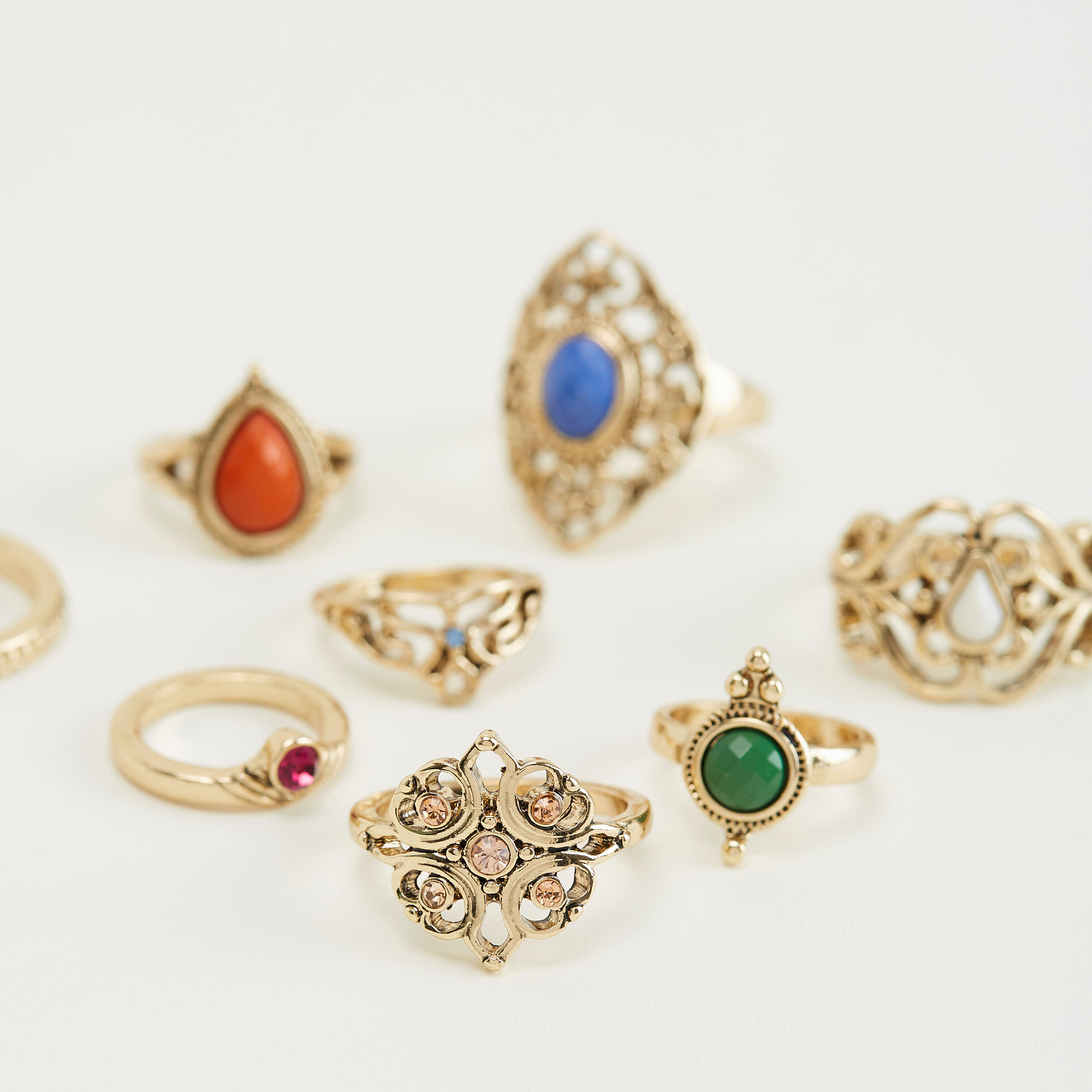 خواتم مزيّنة - طقم من 8-women-watchesandjewellery-jewellery-rings-image-1