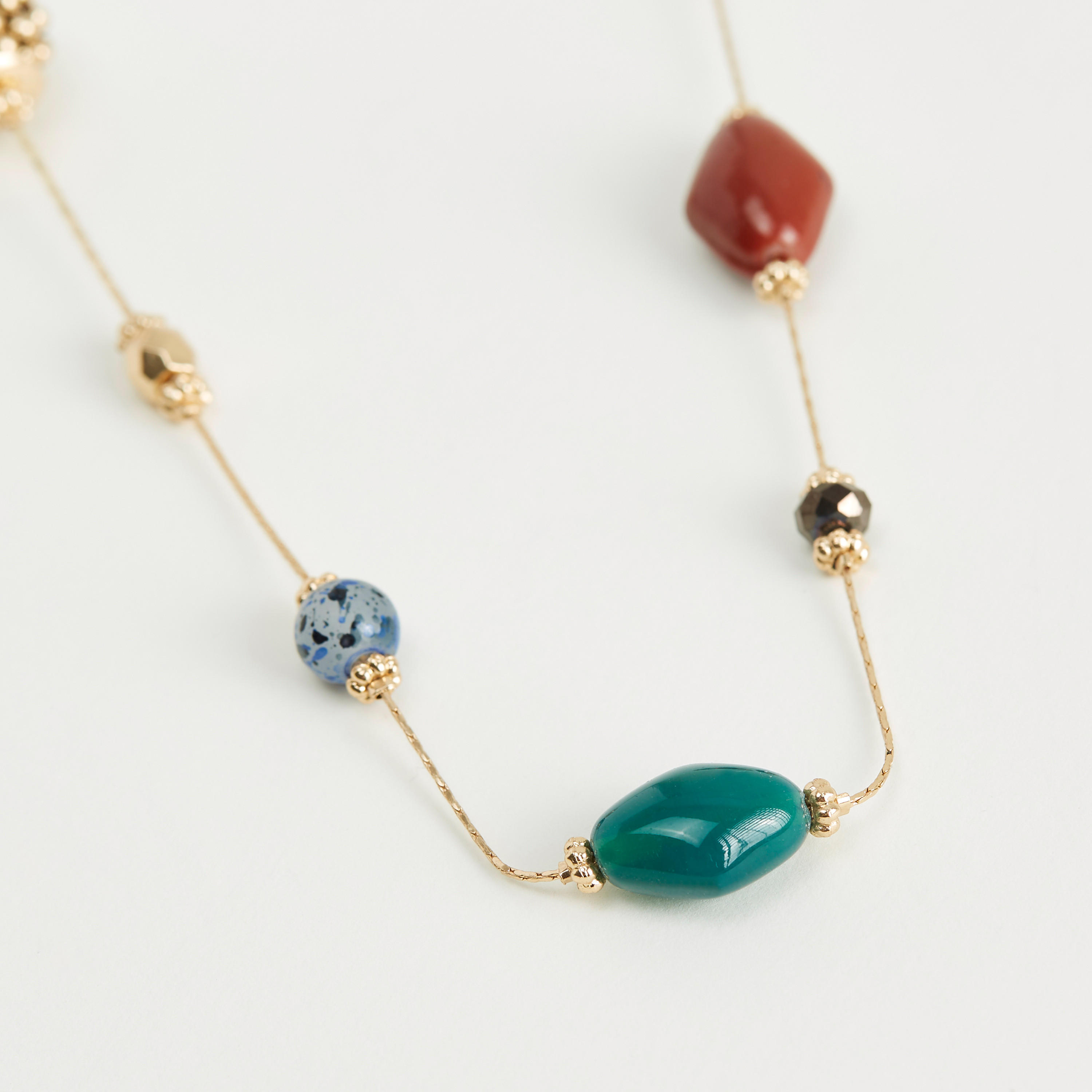 قلادة مزينة-women-watchesandjewellery-jewellery-necklacesandpendants-image-3