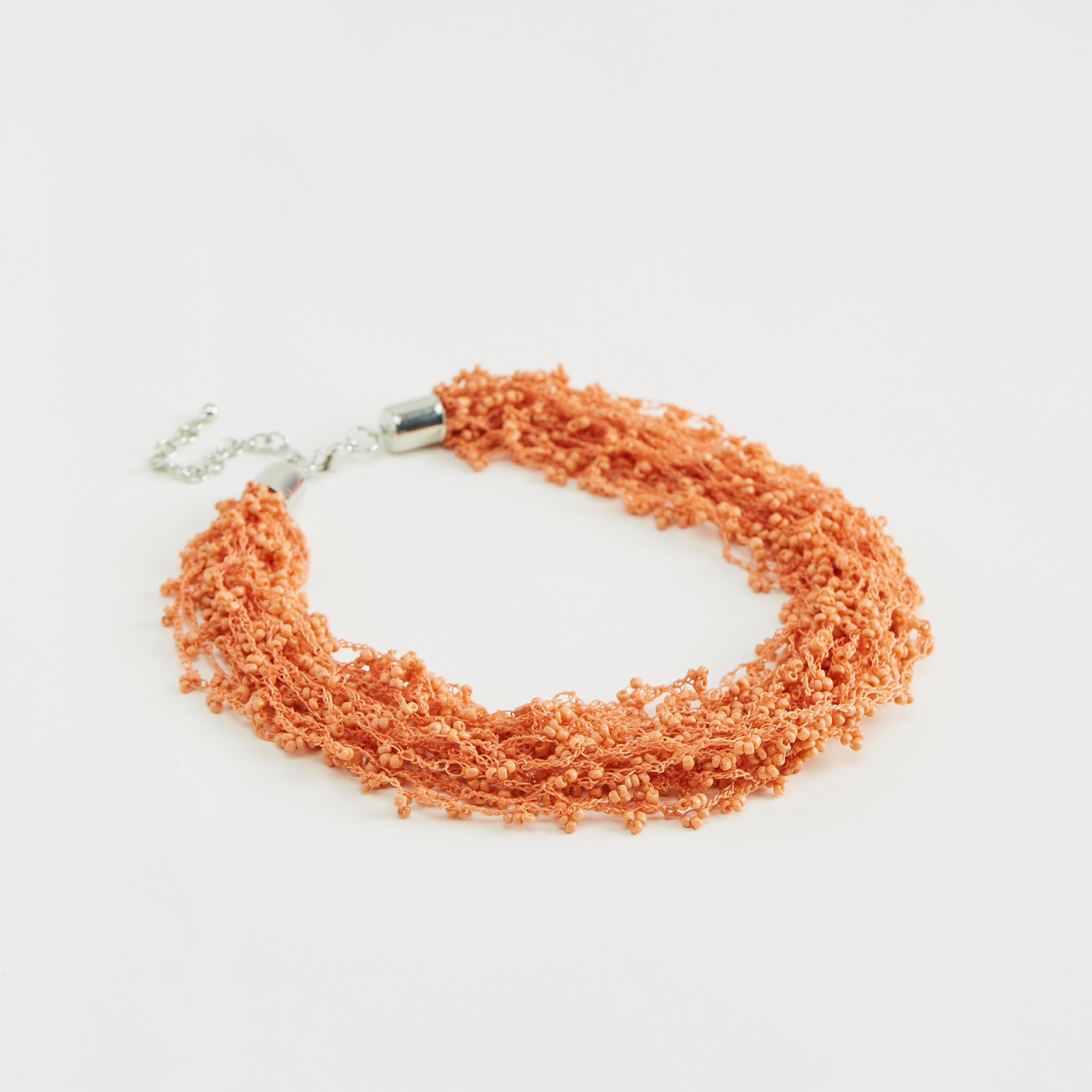 قلادة مزيّنة بالخرز وبمشبك إغلاق-women-watchesandjewellery-jewellery-necklacesandpendants-image-1