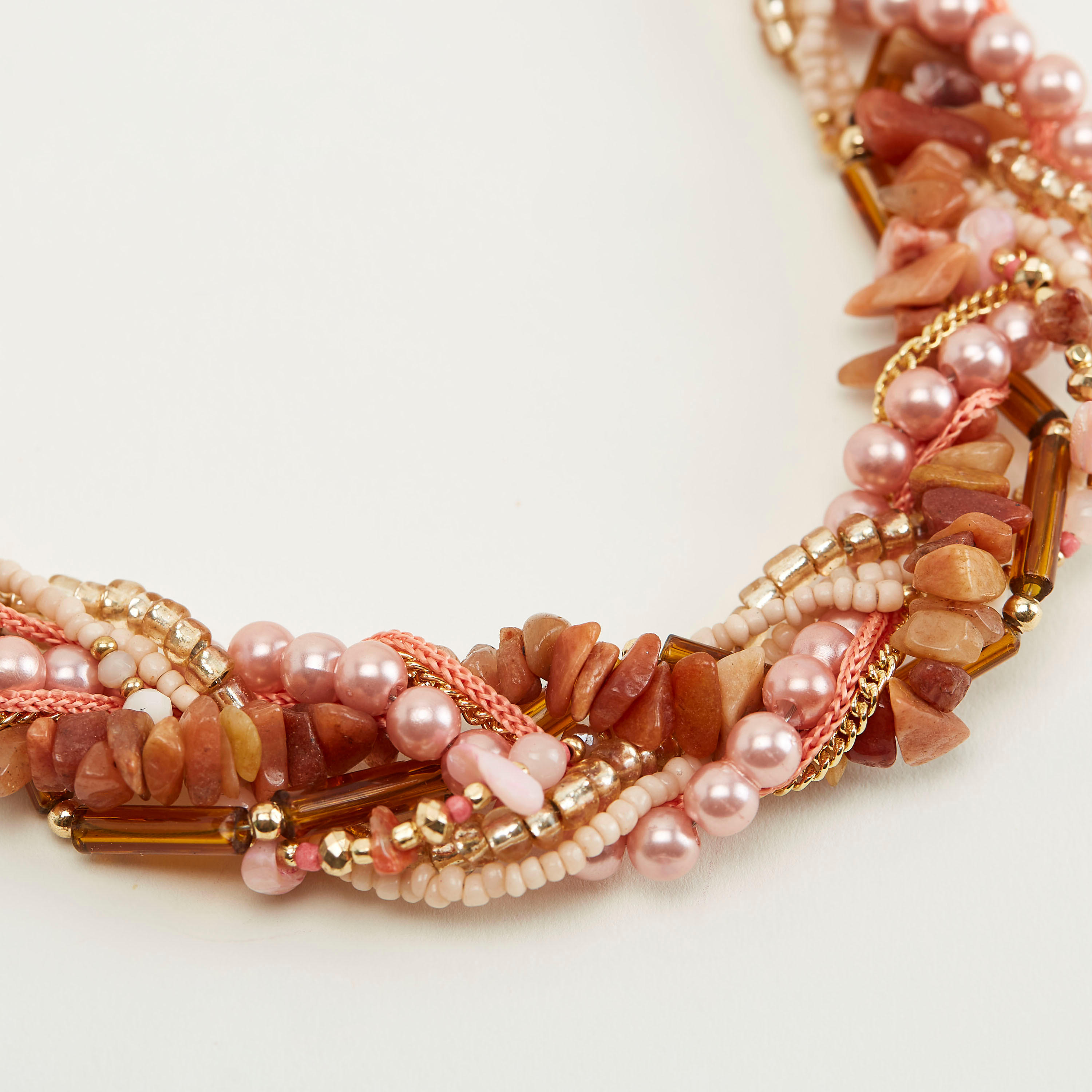عقد مزيّن بالخرز بمشبك إغلاق-women-watchesandjewellery-jewellery-necklacesandpendants-image-2