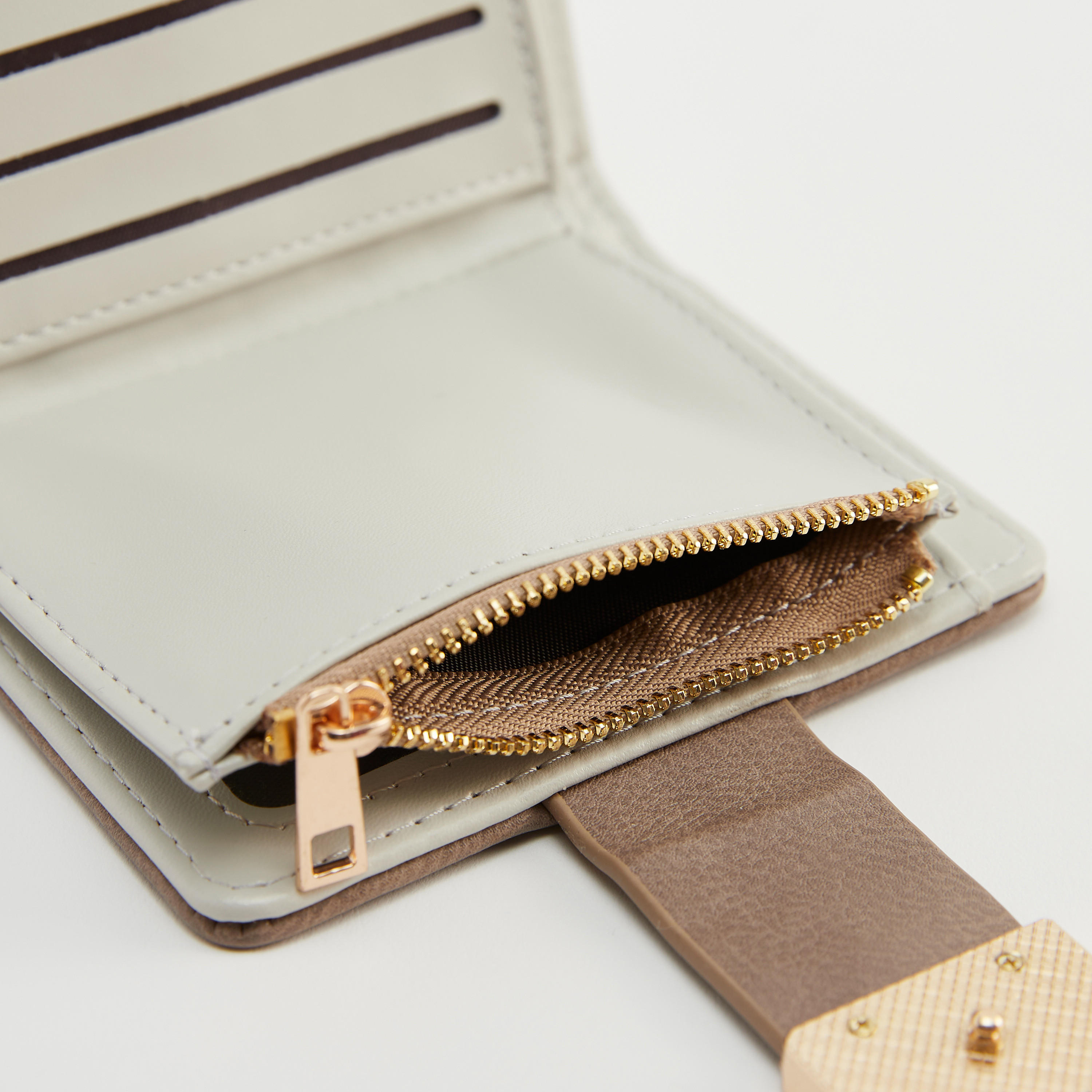 Solid Bi-Fold Purse with Zipper Pocket and Card Slots-women-bagsandwallets-wallets-image-4