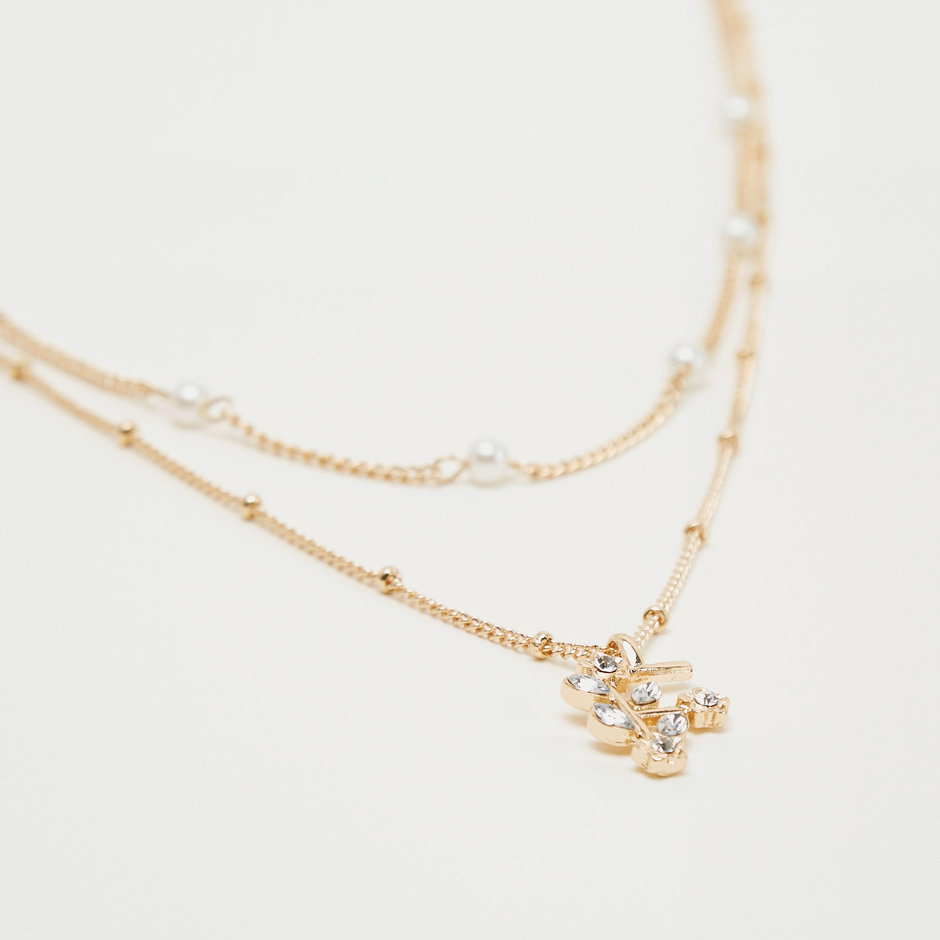 قلادة متعدّدة الطبقات مزيّنة بدلّاية حرف أف-women-watchesandjewellery-jewellery-necklacesandpendants-image-2