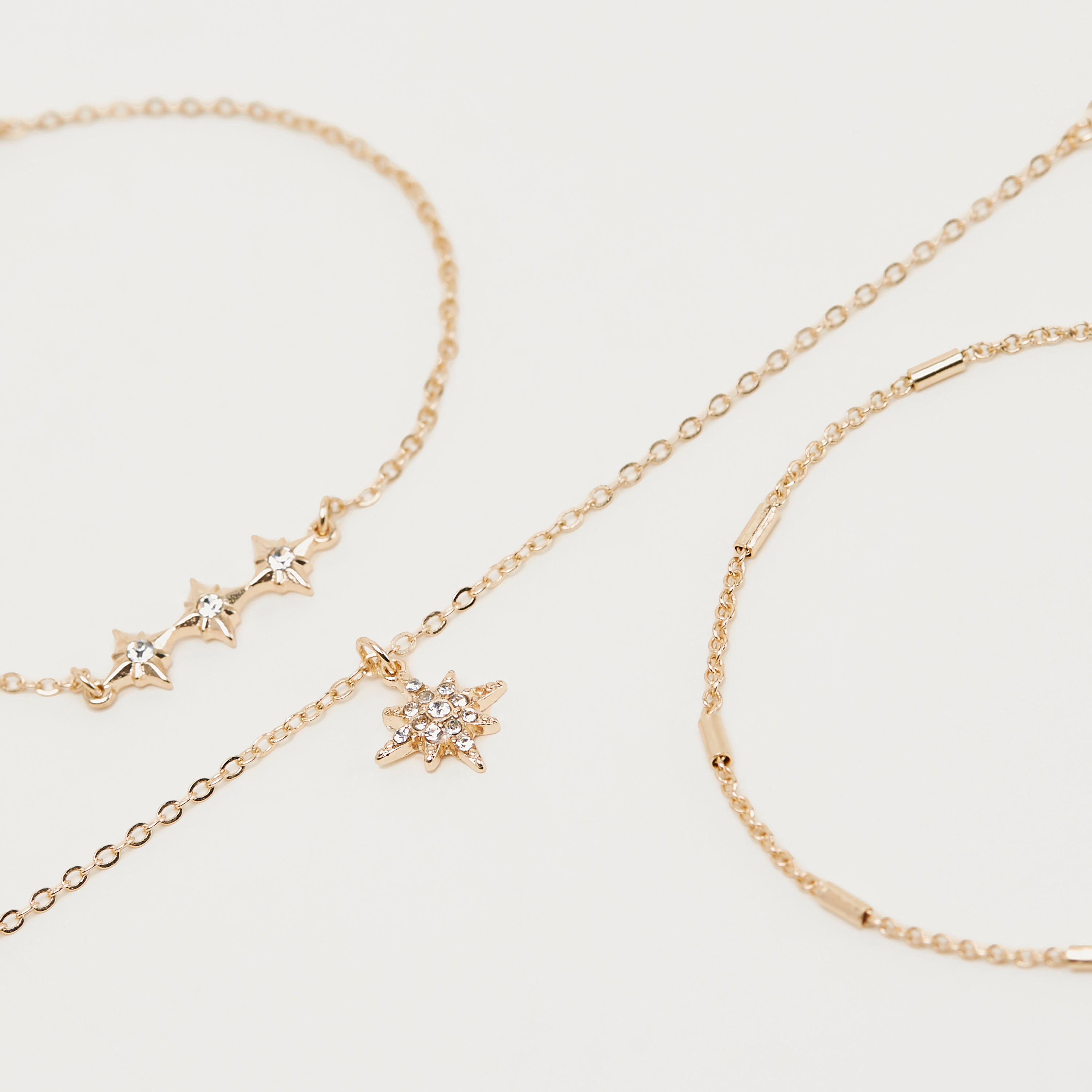 أساور مزيّنة بمشبك إغلاق -  طقم من 3-women-watchesandjewellery-jewellery-banglesandbracelets-image-3
