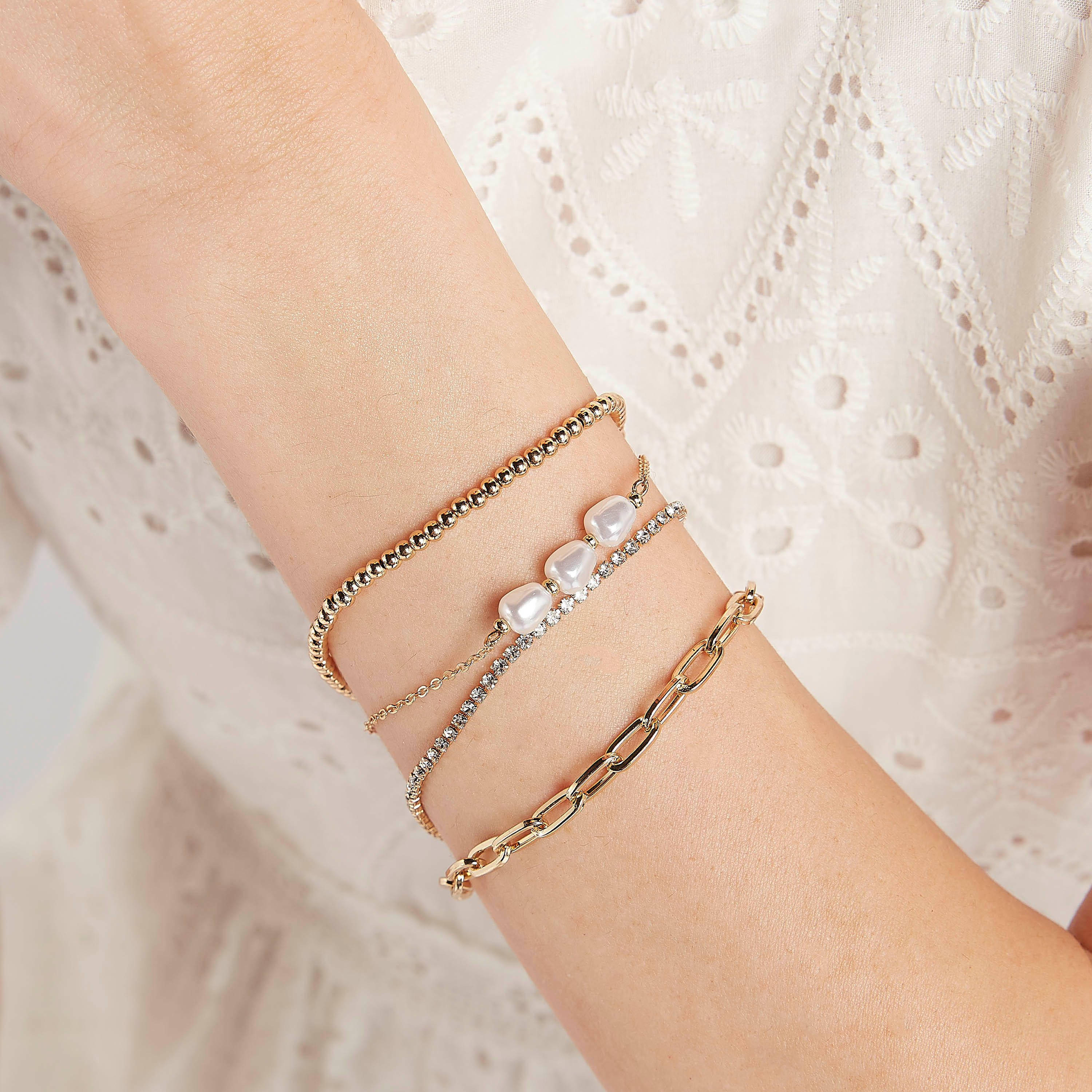 أساور مزيّنة بمشبك إغلاق -  طقم من 6-women-watchesandjewellery-jewellery-banglesandbracelets-image-2