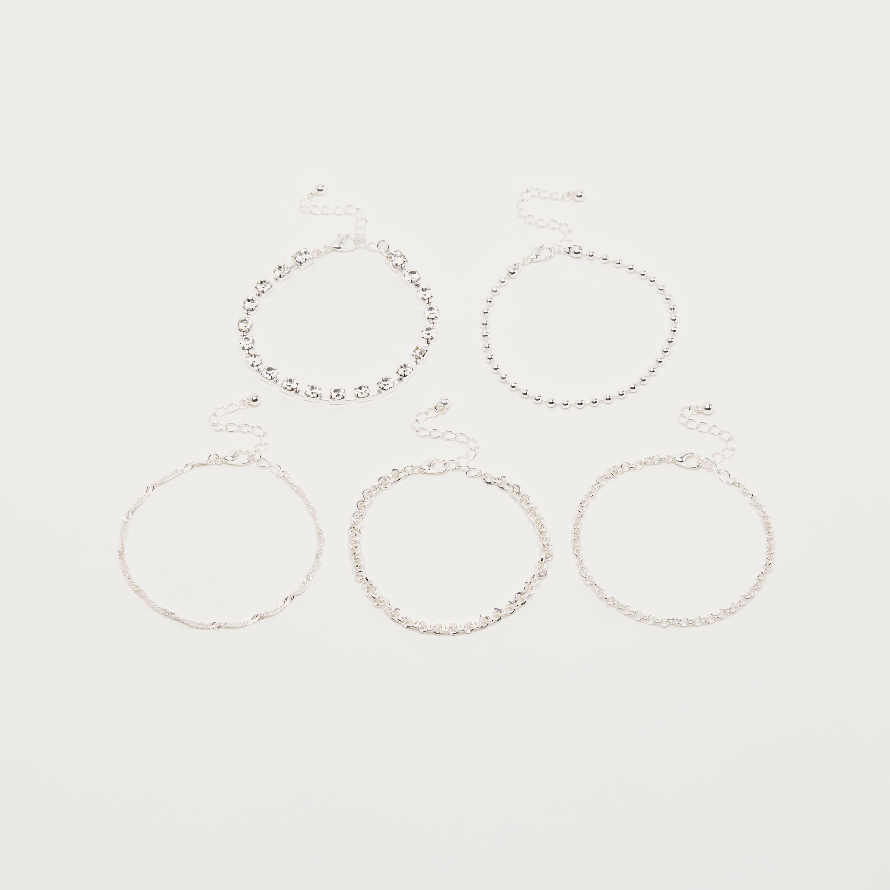 أساور مزيّنة بمشبك إغلاق -  طقم من 5-women-watchesandjewellery-jewellery-banglesandbracelets-image-4