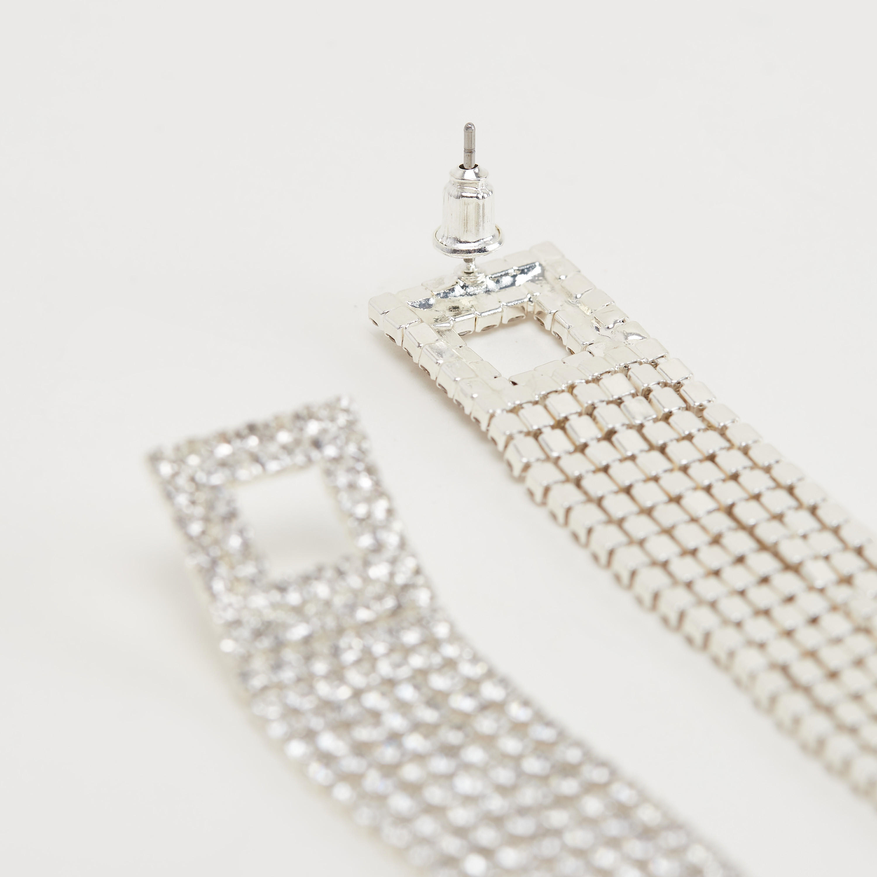 Embellished Dangling Earrings with Pushback Closure-women-watchesandjewellery-jewellery-earrings-image-4