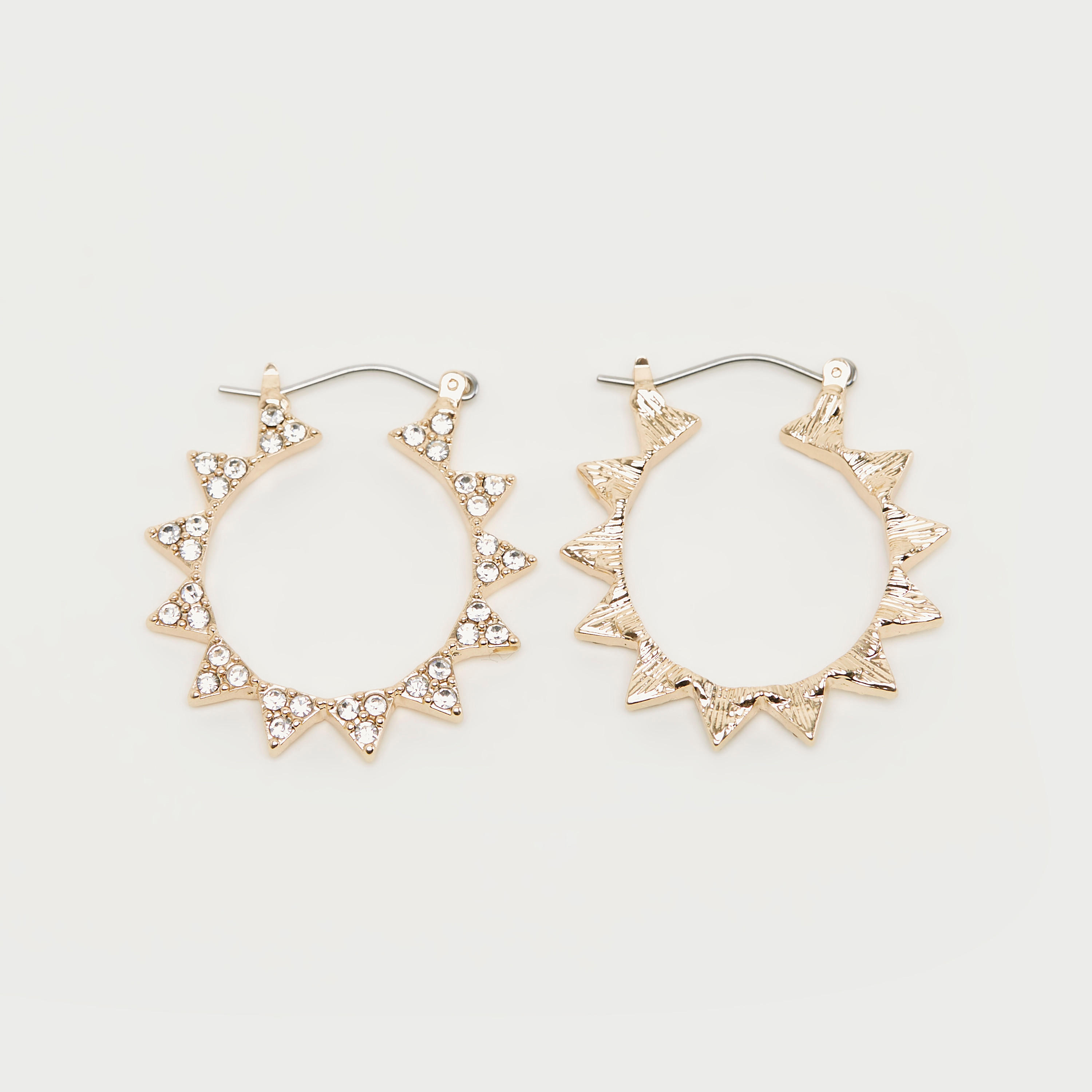 حلقان معدنيّة مرصّعة بحجارة-women-watchesandjewellery-jewellery-earrings-image-3