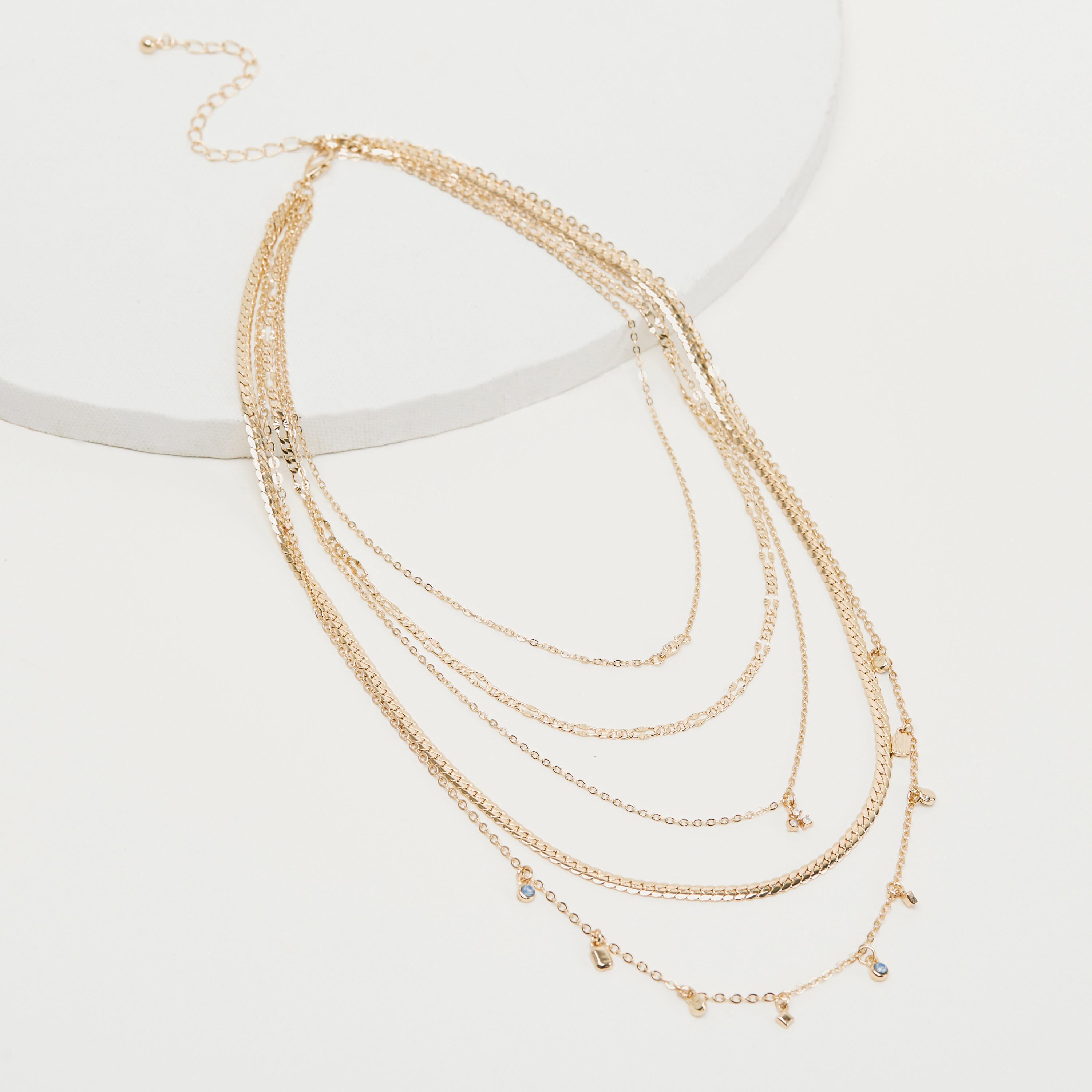 قلادة متعدّدة الطبقات مزيّنة بمشبك إغلاق-women-watchesandjewellery-jewellery-necklacesandpendants-image-5