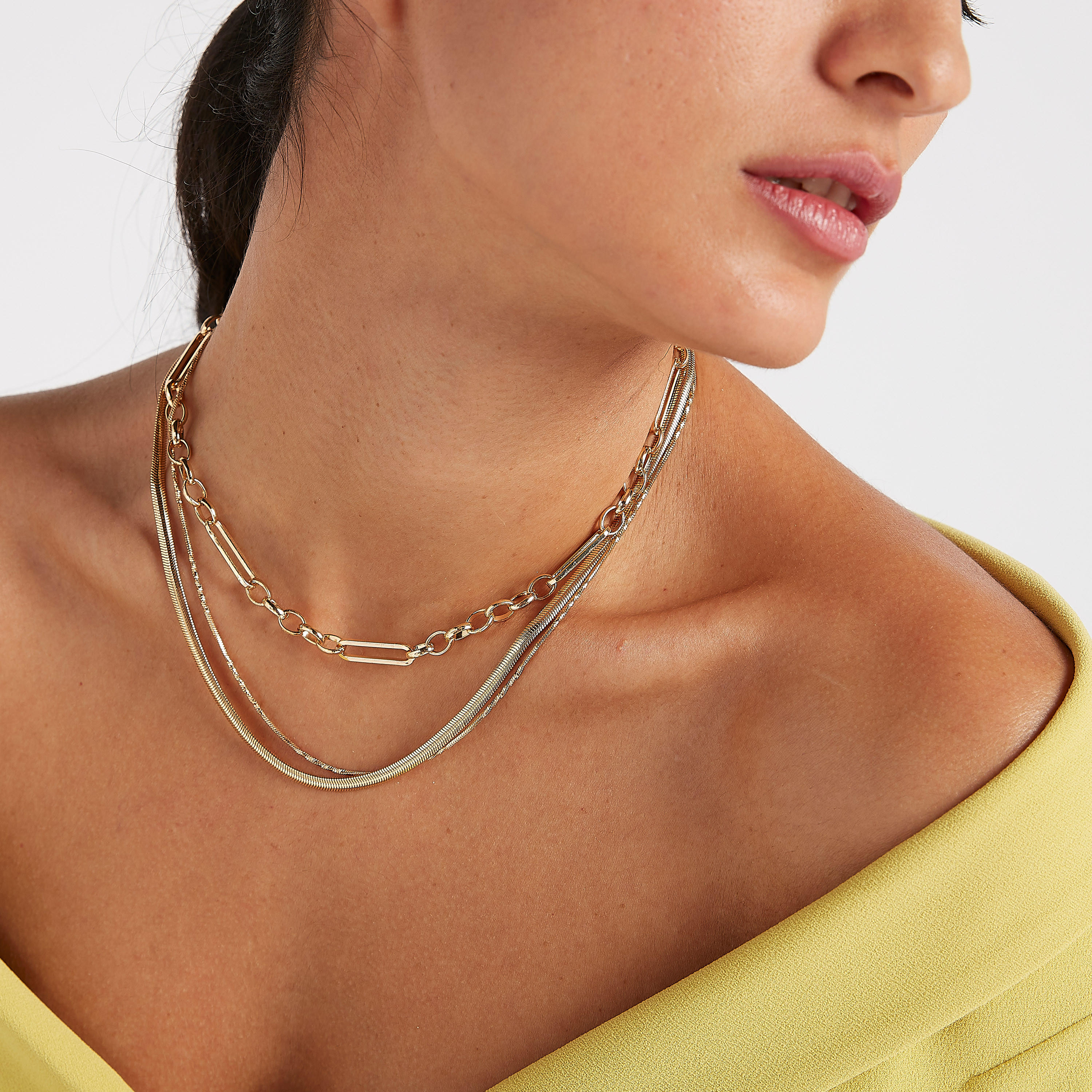 عقد ميتاليك بطبقات متعدّدة ومشبك إغلاق-women-watchesandjewellery-jewellery-necklacesandpendants-image-4