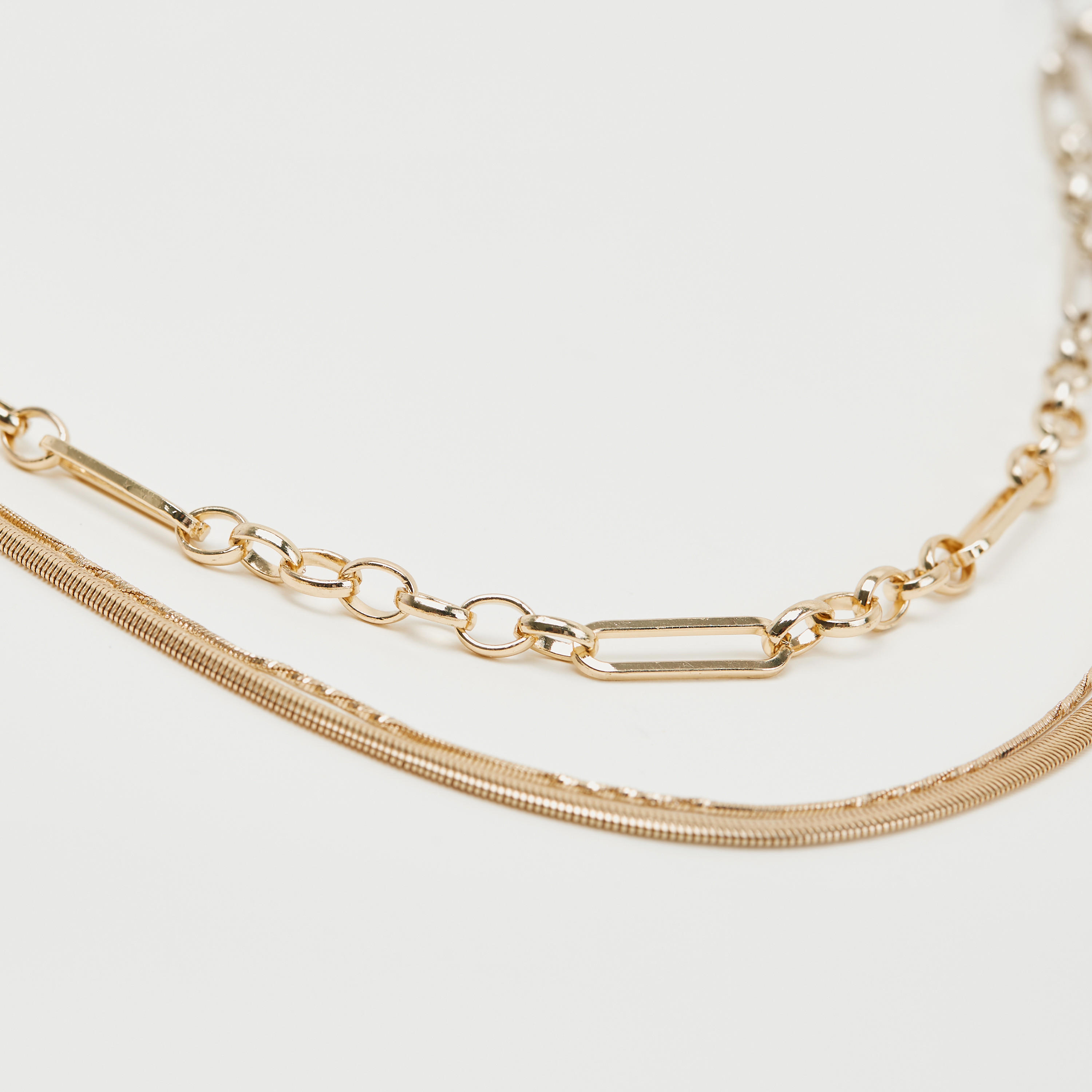 عقد ميتاليك بطبقات متعدّدة ومشبك إغلاق-women-watchesandjewellery-jewellery-necklacesandpendants-image-3