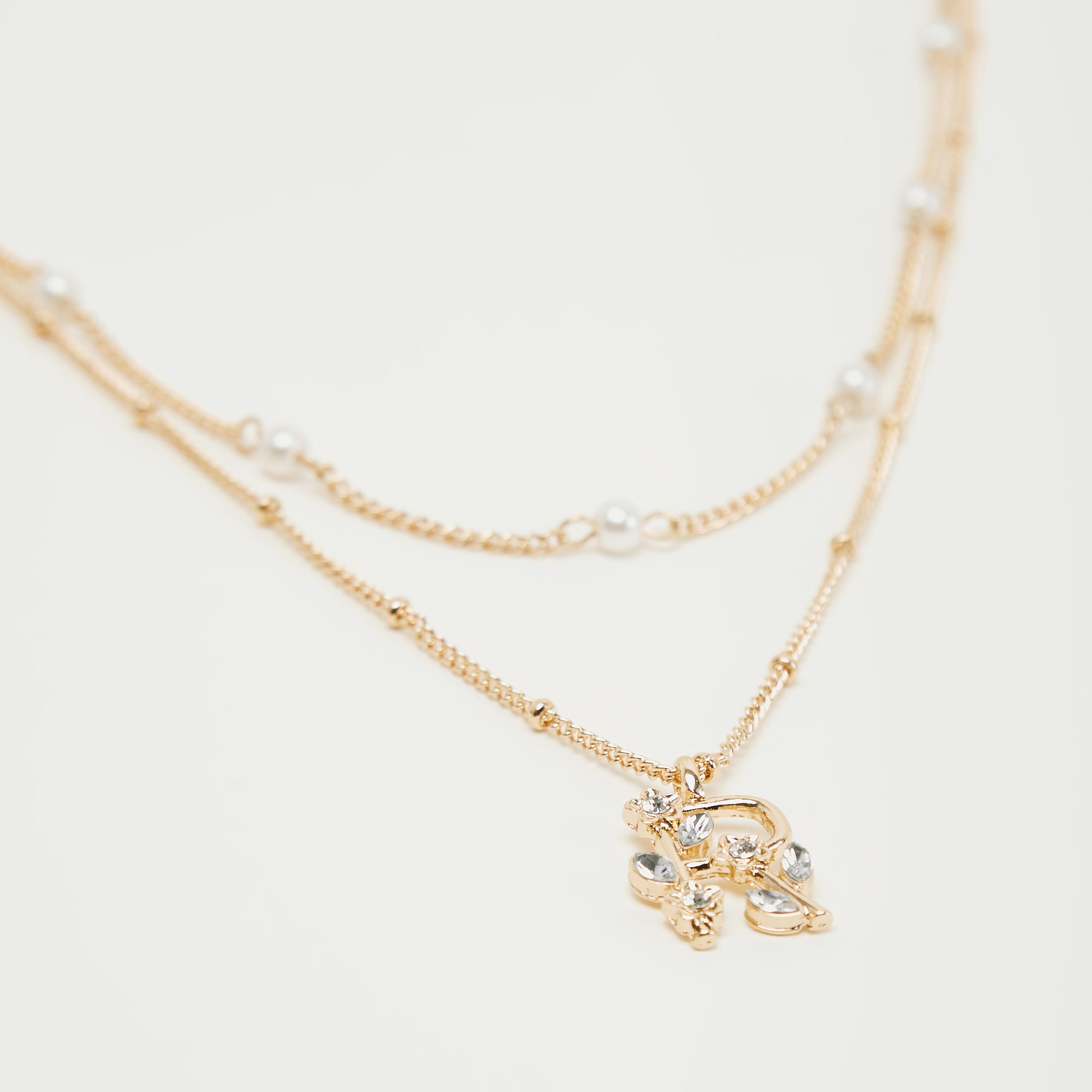قلادة متعدّدة الطبقات مزيّنة بدلّاية حرف أر-women-watchesandjewellery-jewellery-necklacesandpendants-image-2