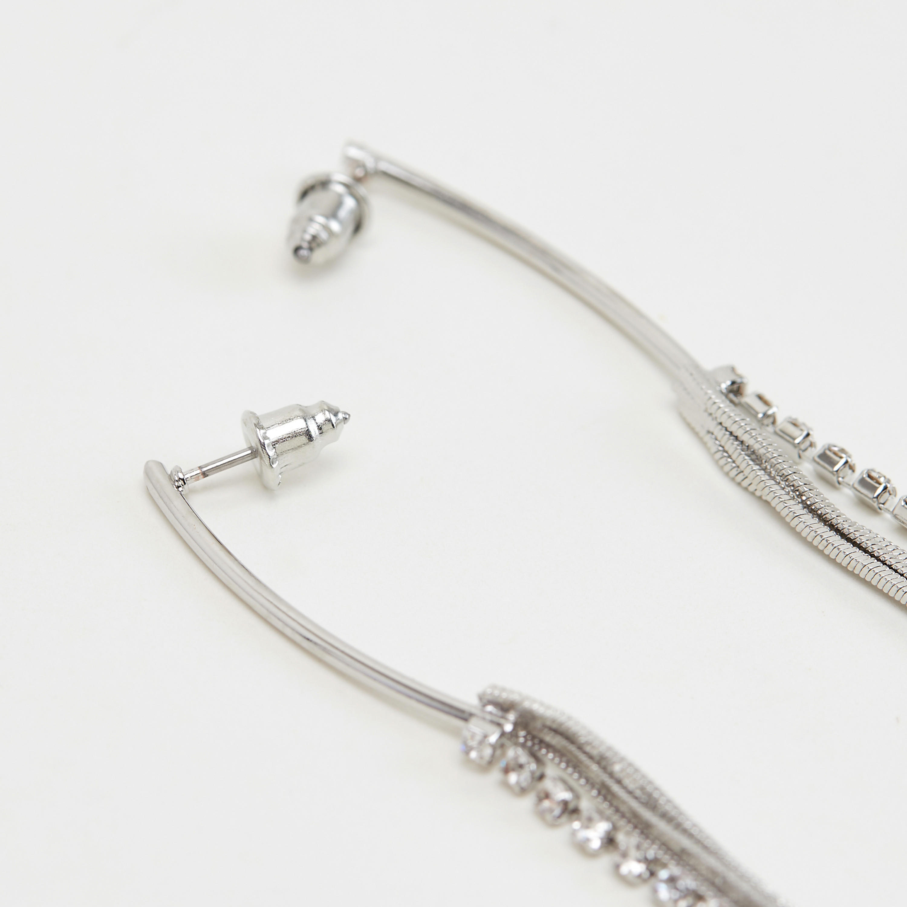 حلقان متدليّة مزيّن بمكبس إغلاق خلفي-women-watchesandjewellery-jewellery-earrings-image-1