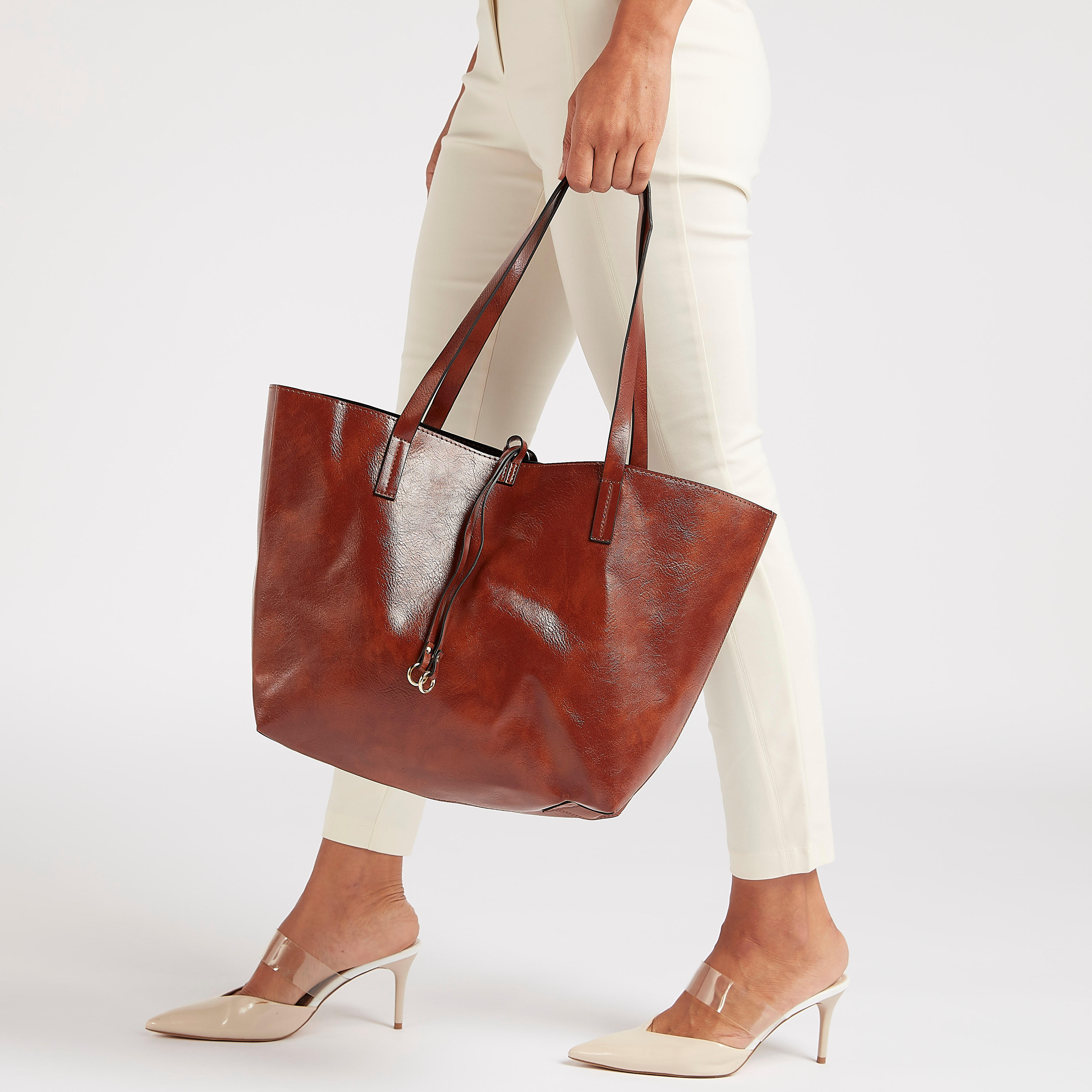 شنطة توتي سادة بزينة رباط-women-bagsandwallets-handbags-image-4
