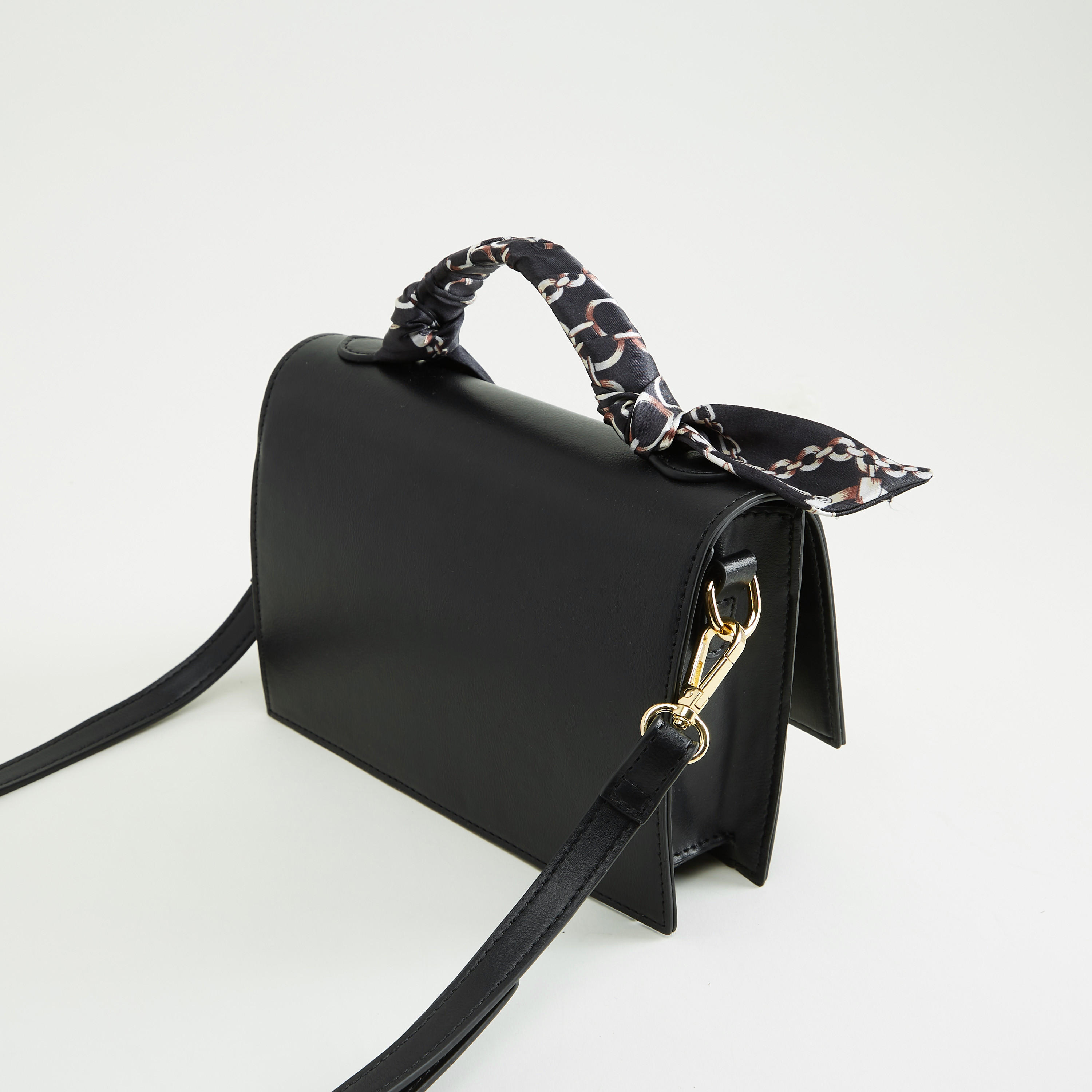 شنطة كروس بودي بقوالب ملوّنة مع زينة وشاح بطبعات-women-bagsandwallets-handbags-image-5
