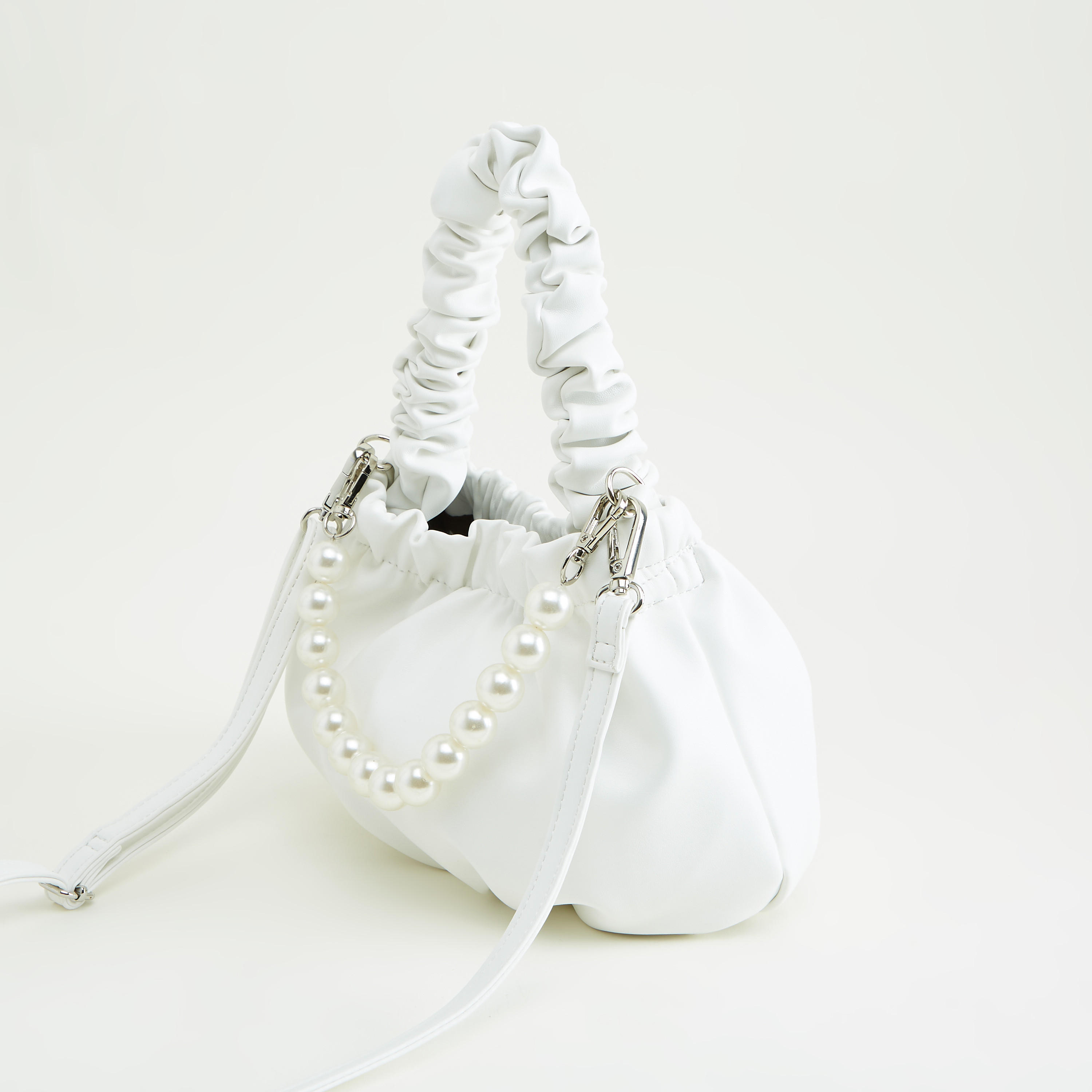 شنطة دلو سادة بتفاصيل لؤلؤ بمقبض وحزام قابل للفصل-women-bagsandwallets-handbags-image-5