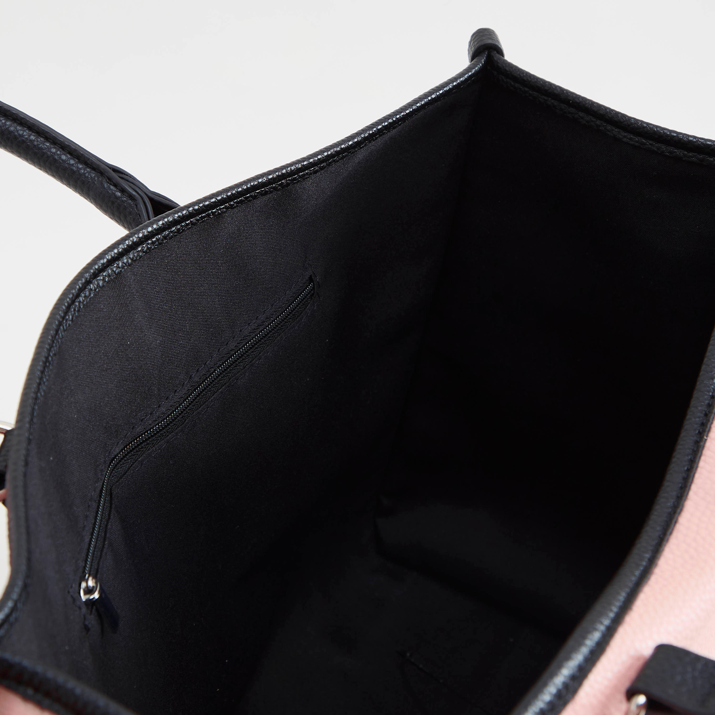 شنطة توتي جلد سادة مع شنطة صغيرة مستطيلة-women-bagsandwallets-handbags-image-5