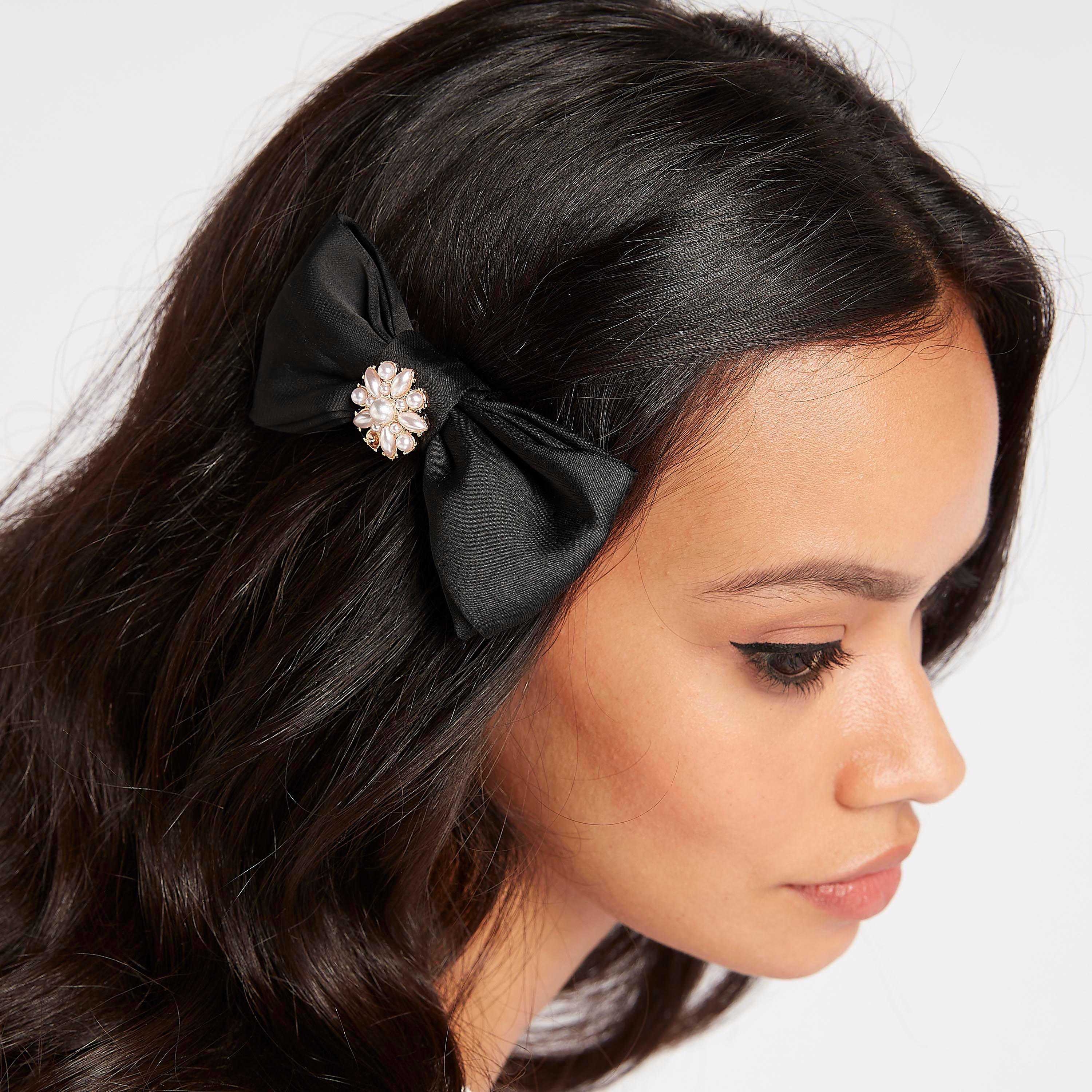 Pearl Embellished Bow Hair Clip-women-hairaccessories-image-2