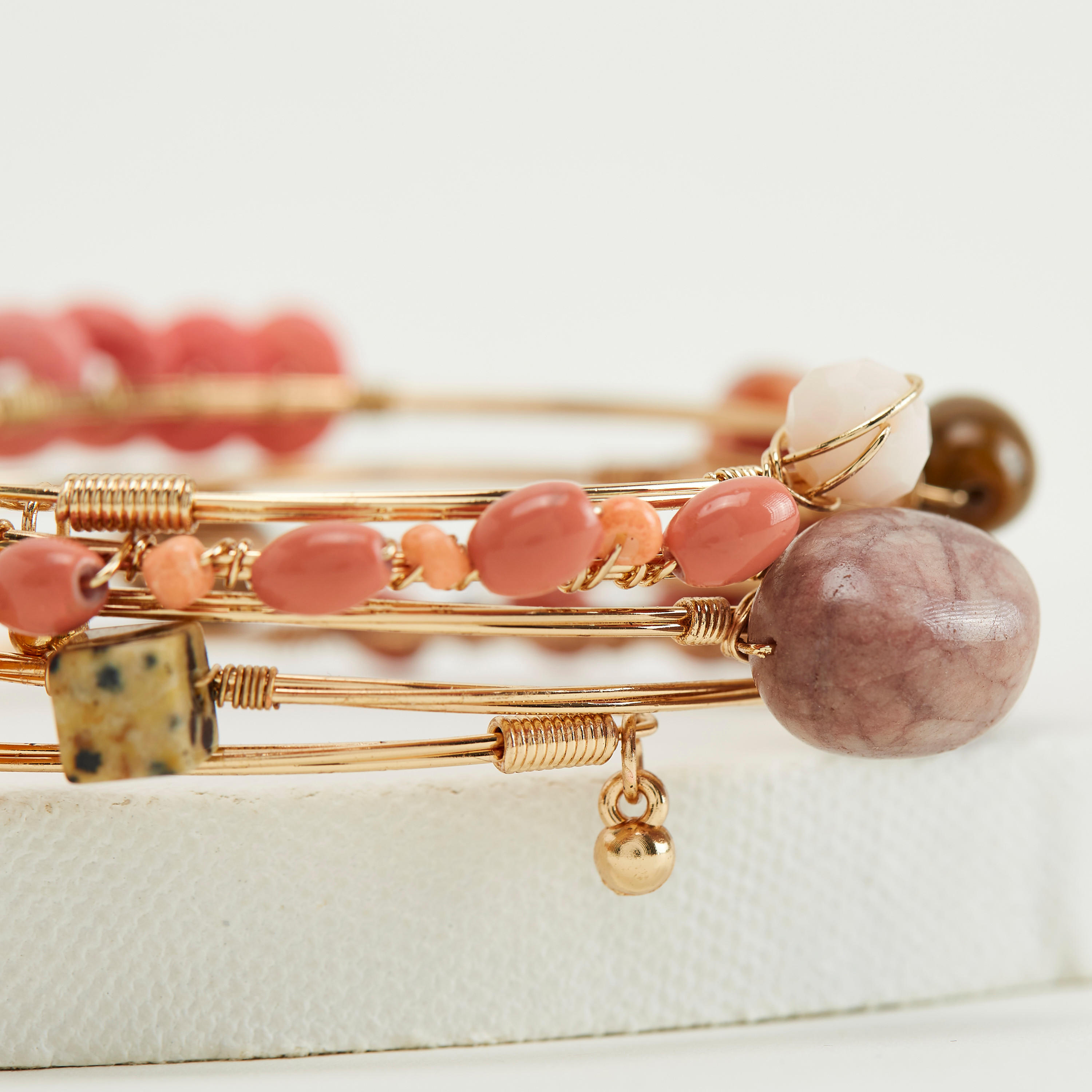 سوار مزيّن-women-watchesandjewellery-jewellery-banglesandbracelets-image-3