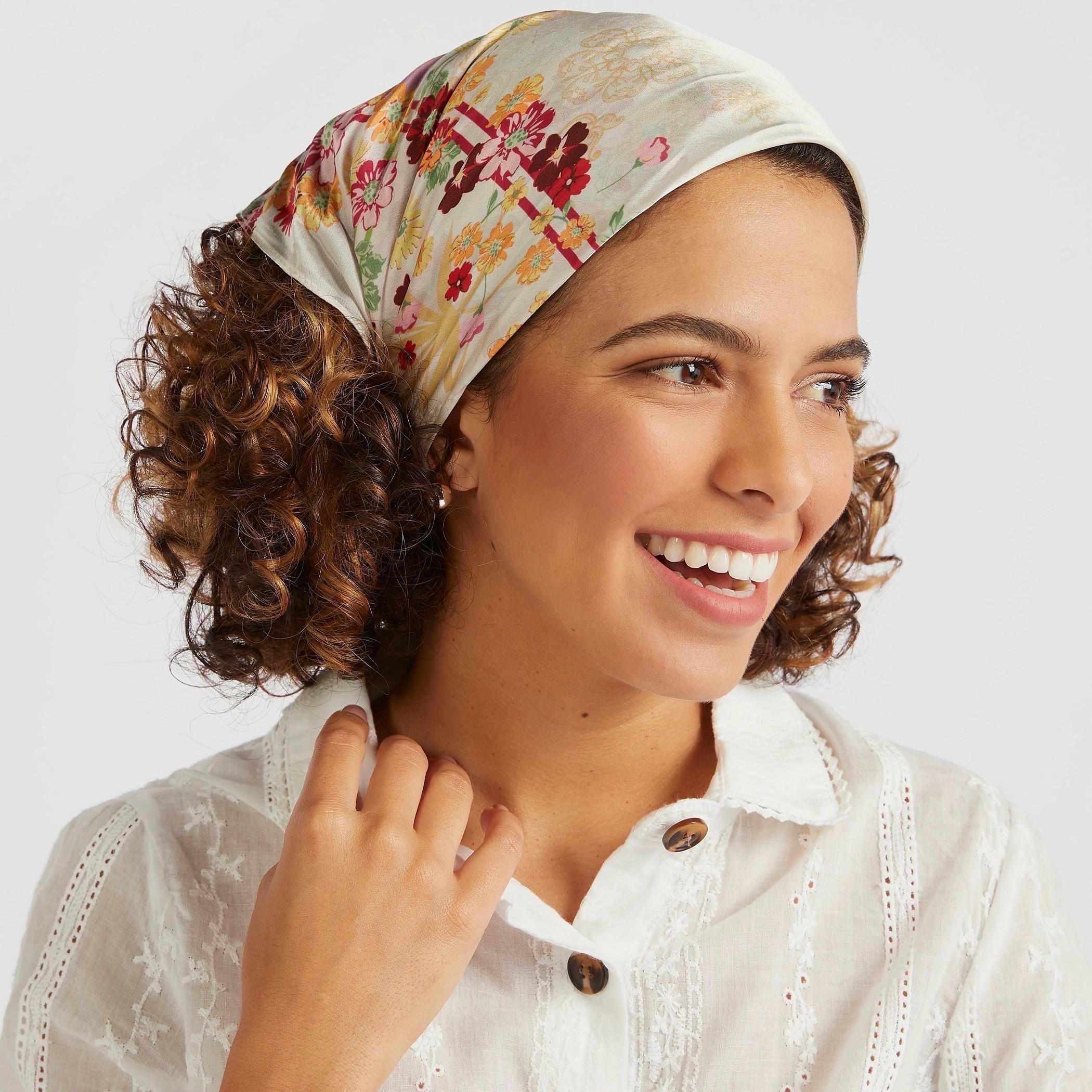 منديل بطبعات أزهار-women-clothingaccessories-scarves-image-3