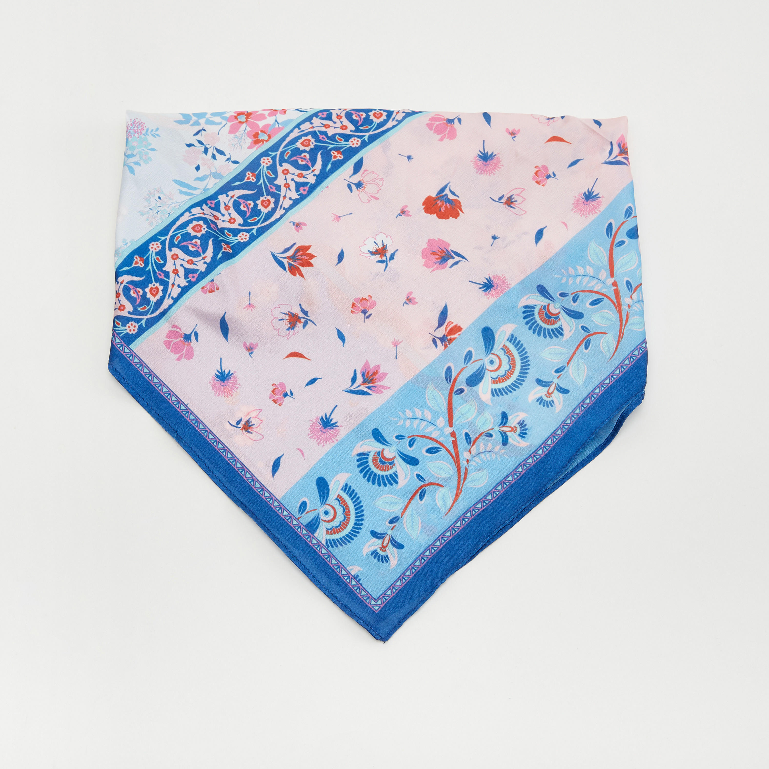 منديل بطبعات-women-clothingaccessories-scarves-image-1
