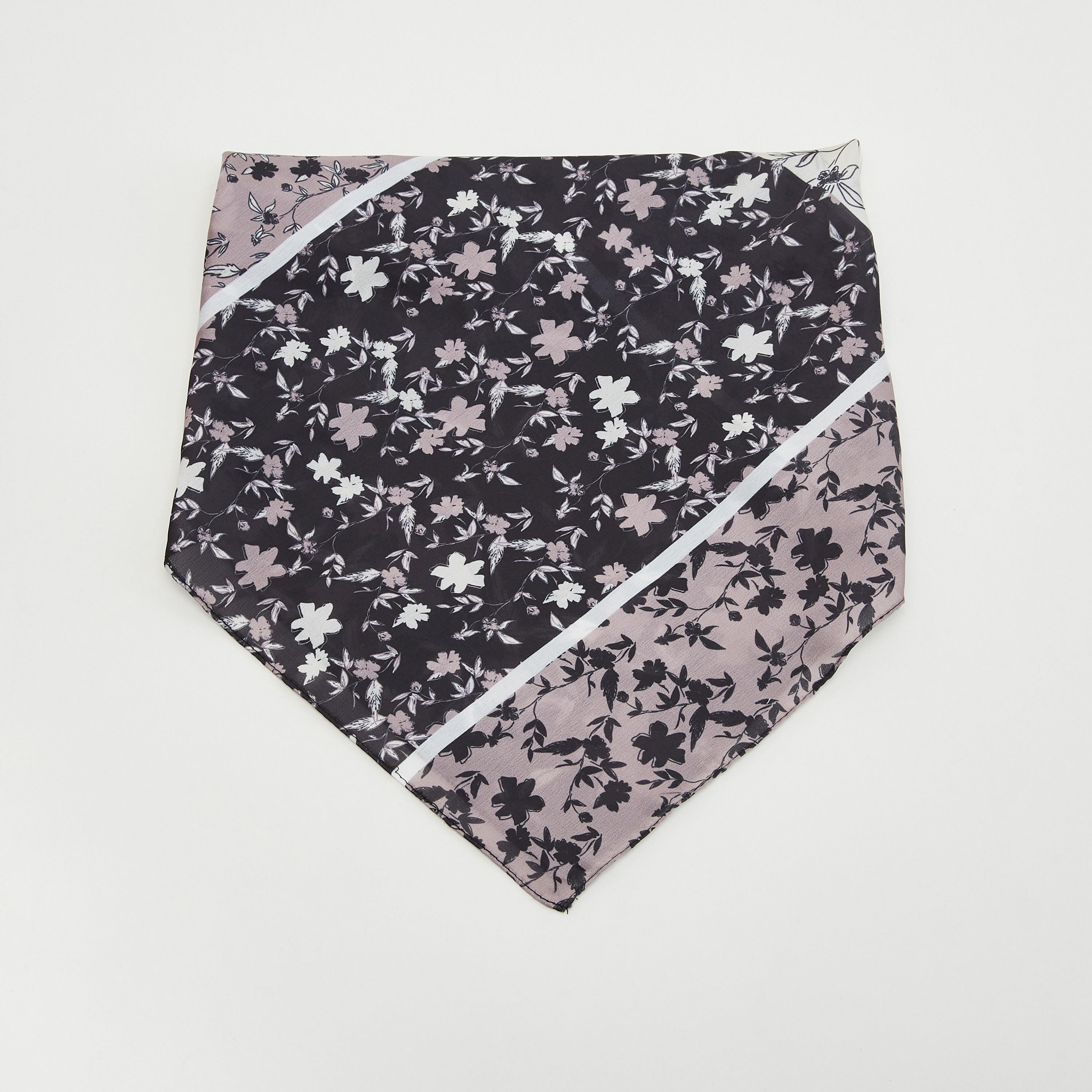 منديل بطبعات أزهار-women-clothingaccessories-scarves-image-3
