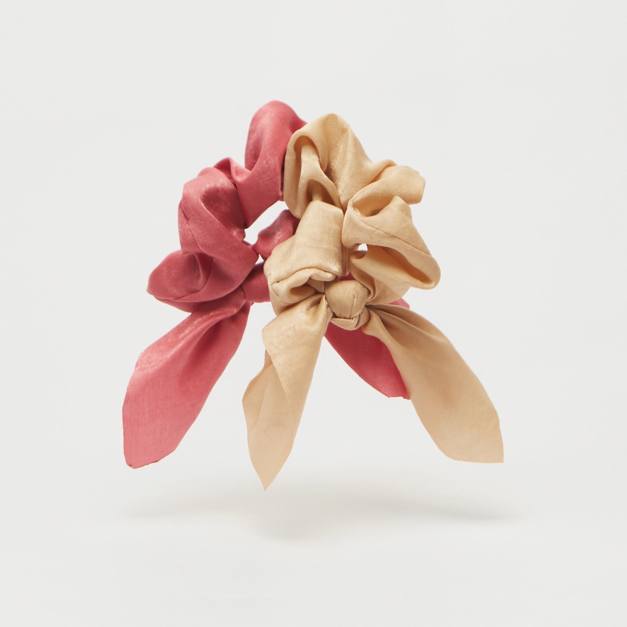 Set of 2 - Gloo Solid Elasticated Bow Scrunchie-women-hairaccessories-image-4