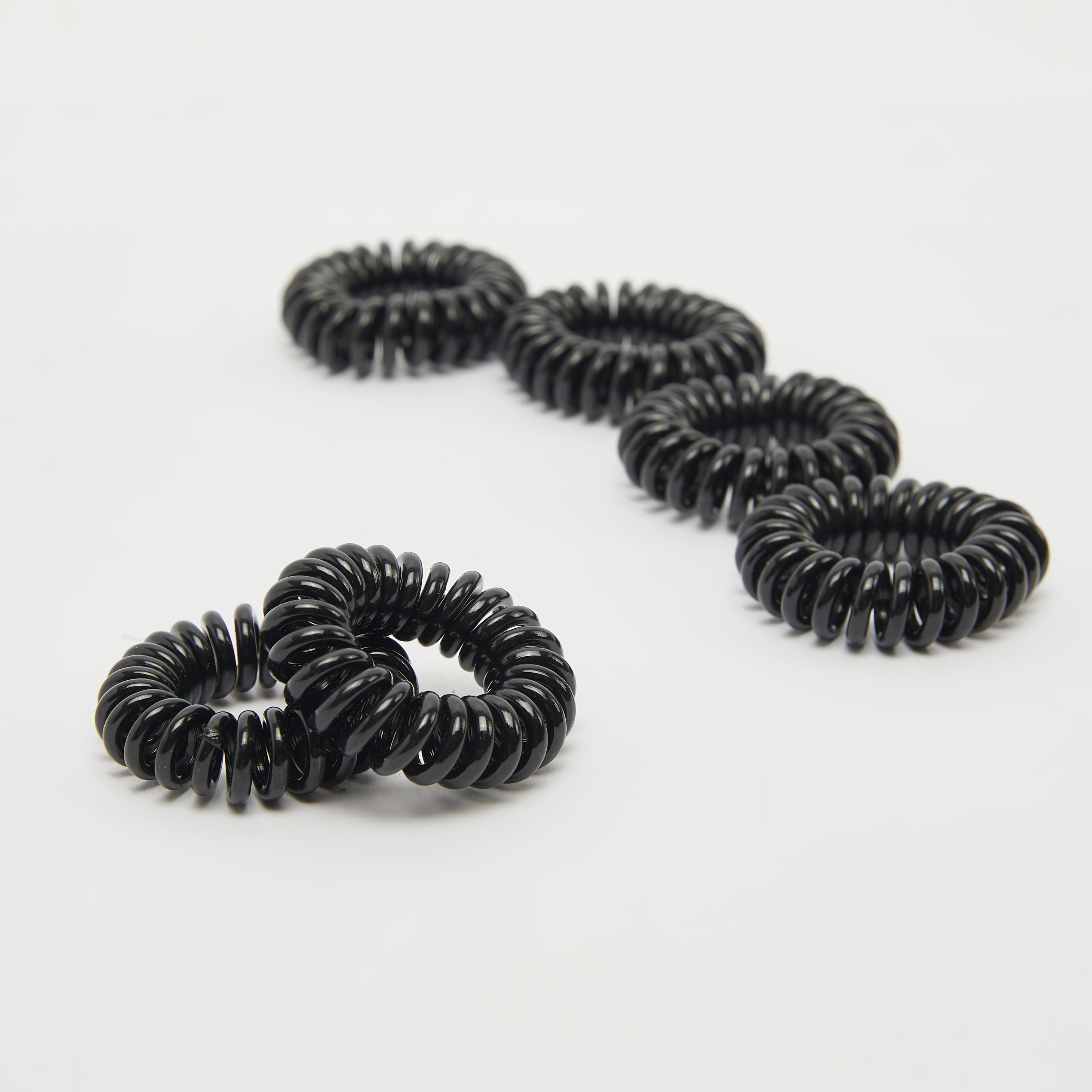 ربطة شعر مطاطية من جلوو  - طقم من 6-women-hairaccessories-scrunchies-image-3